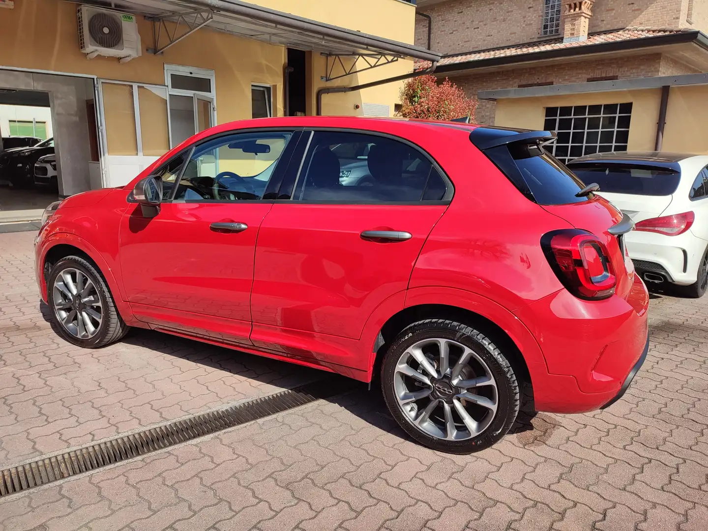 Fiat 500X 1.5 t4 hybrid Sport 130cv dct Formula Guida Sicuro Roşu - 2