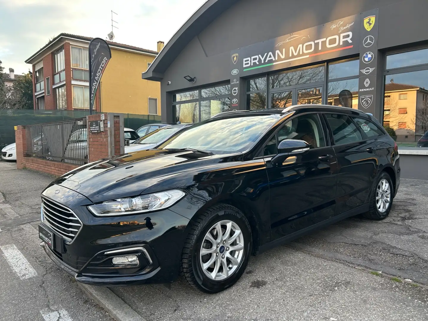 Ford Mondeo 2.0 EcoBlue 150 CV S&S aut. SW Titanium Business Black - 1
