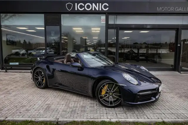 Porsche 992 main image
