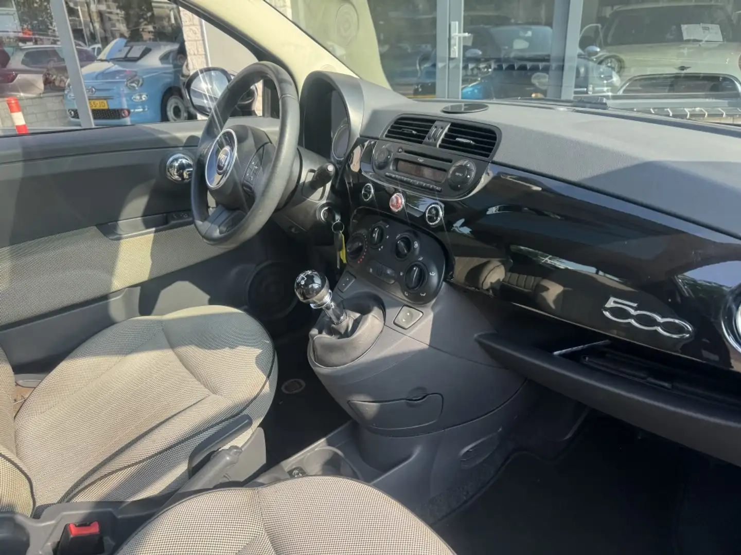 Fiat 500 0.9 TwinAir Lounge Panorama dak NAP Zwart - 2