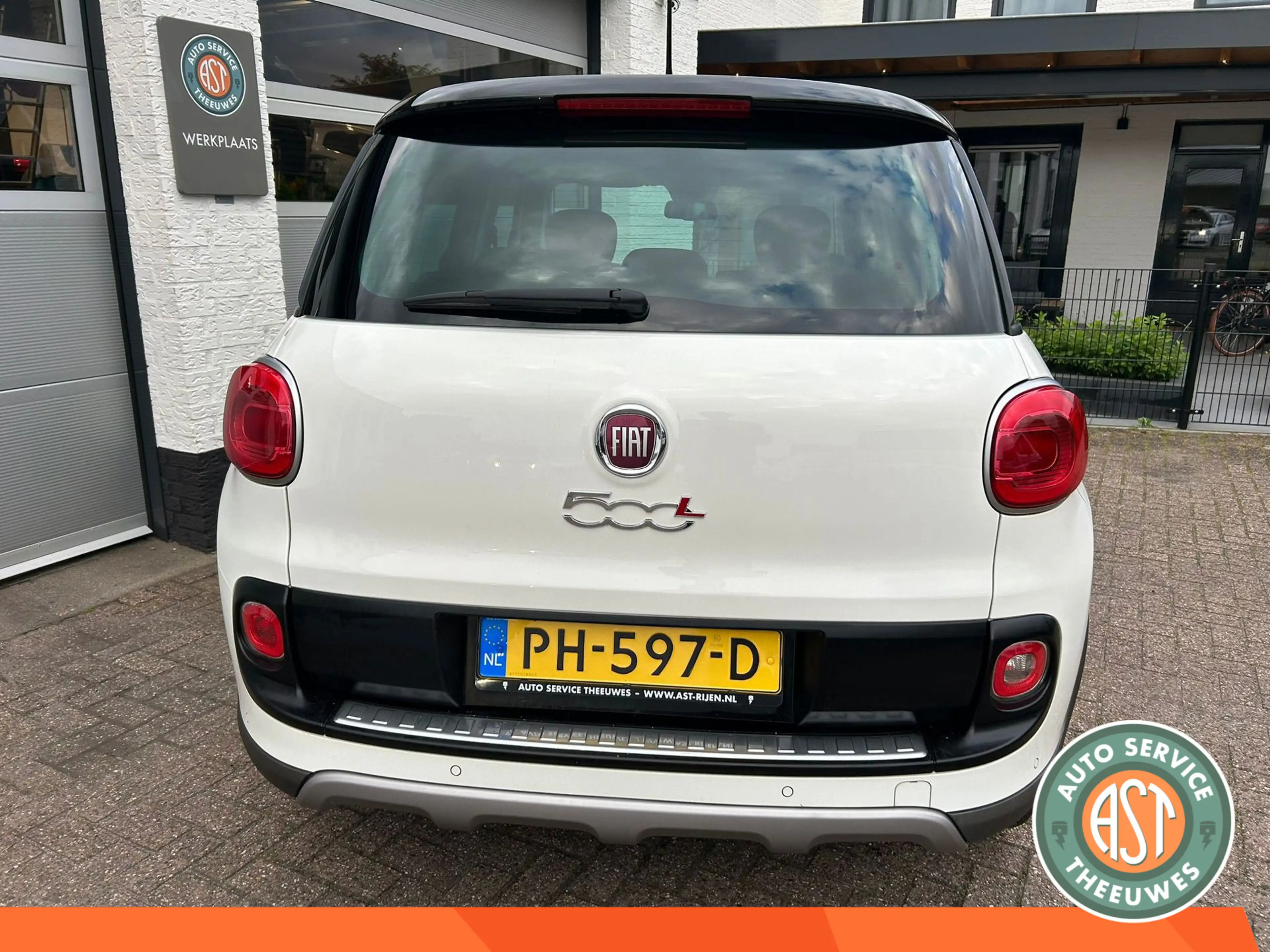 Fiat 500L 0.9 TwinAir Trekking CRUISE|NAVI|PDC|NAP — photo 14