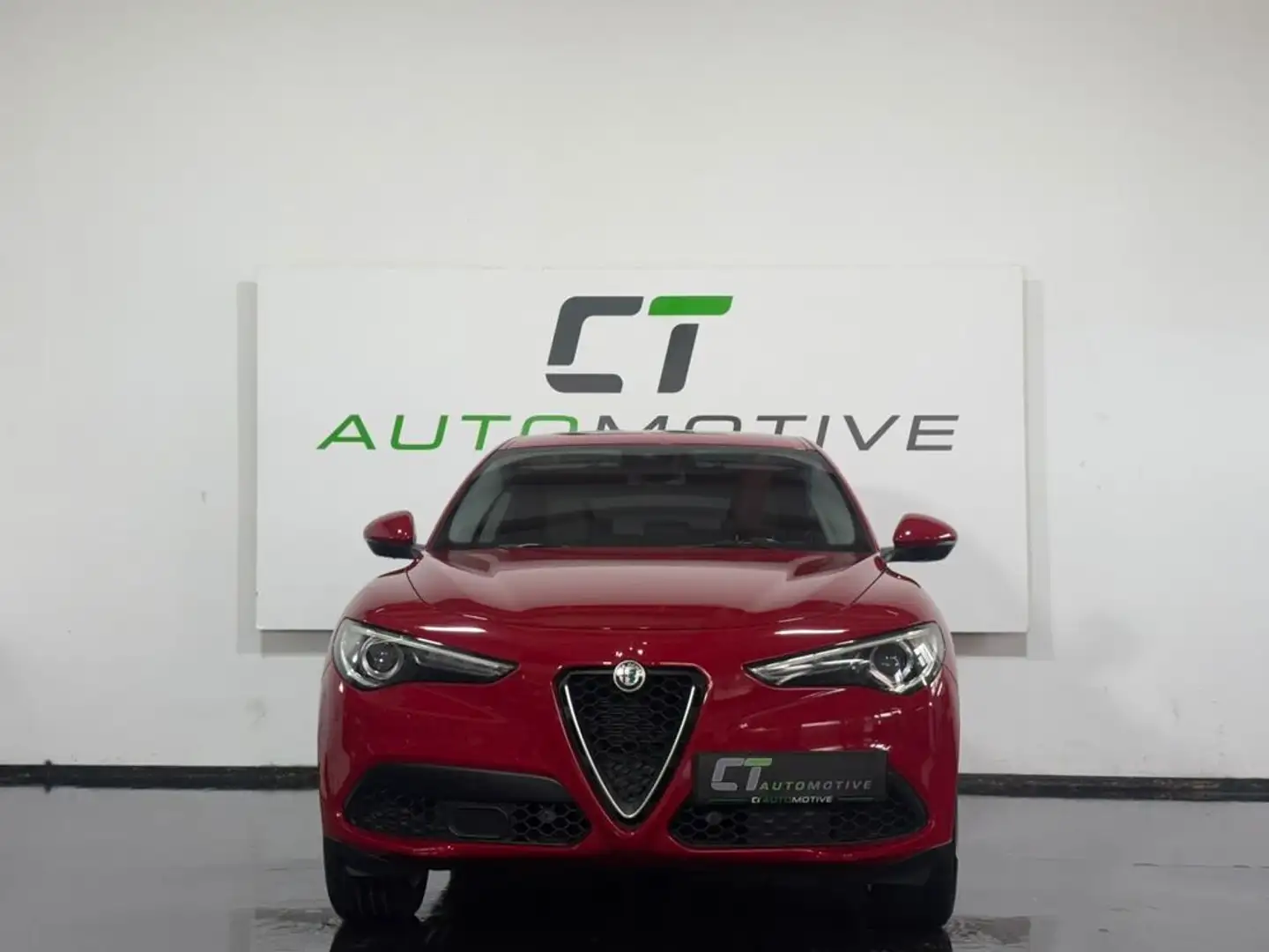 Alfa Romeo Stelvio Super 2,0 ATX AWD Rot - 2