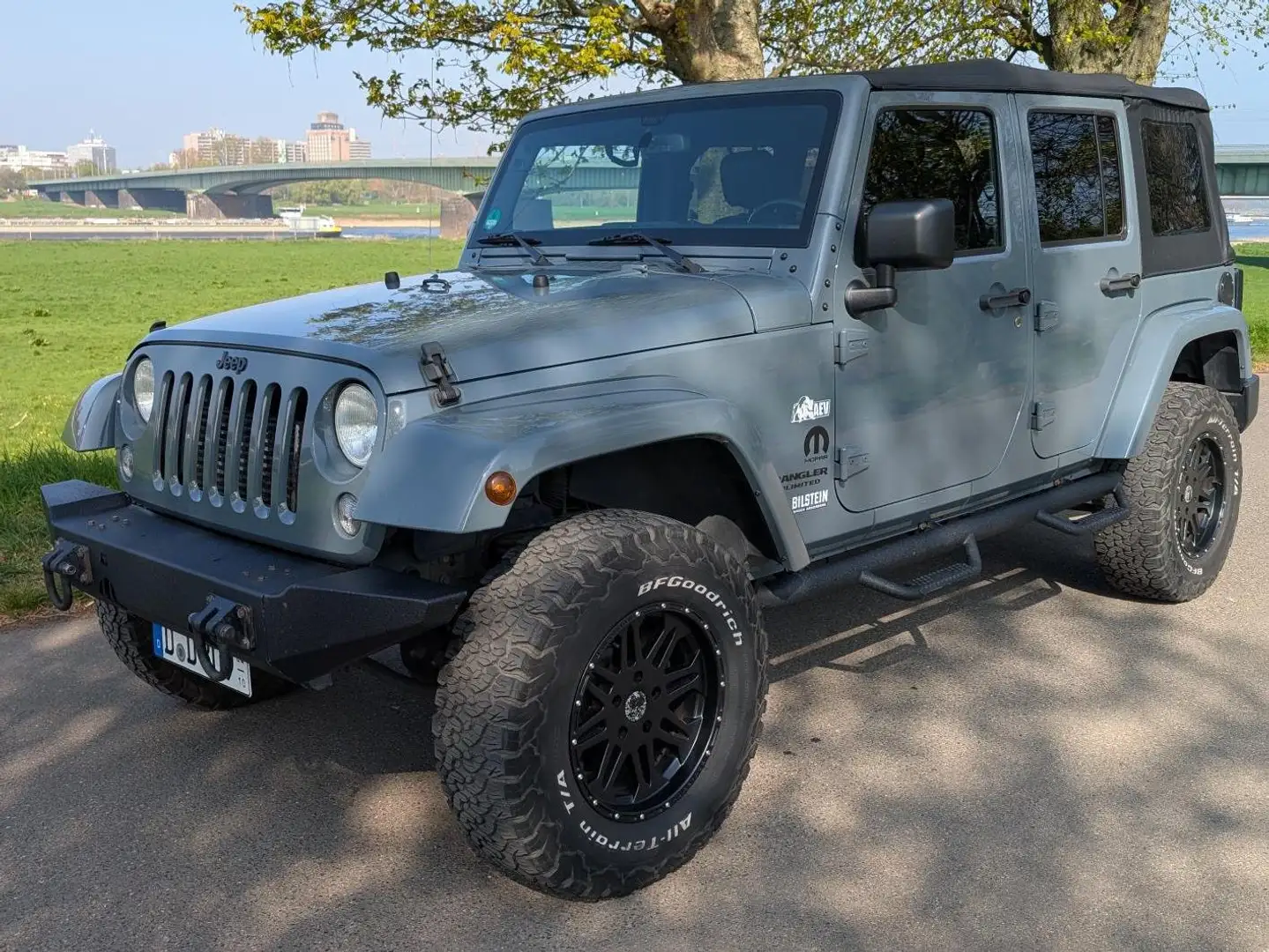 Jeep Wrangler Wrangler Unlimited Hard-Top 2.8 CRD DPF Automatik - 1
