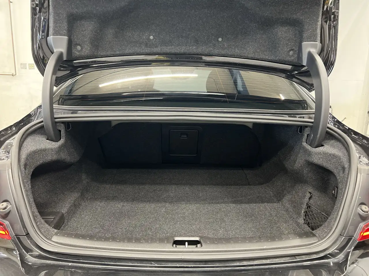 Volvo S60 снимка Volvo S60