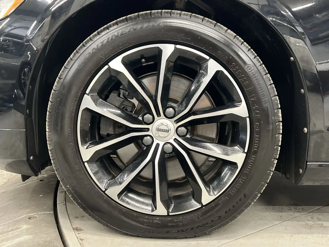 Volvo S60 снимка Volvo S60