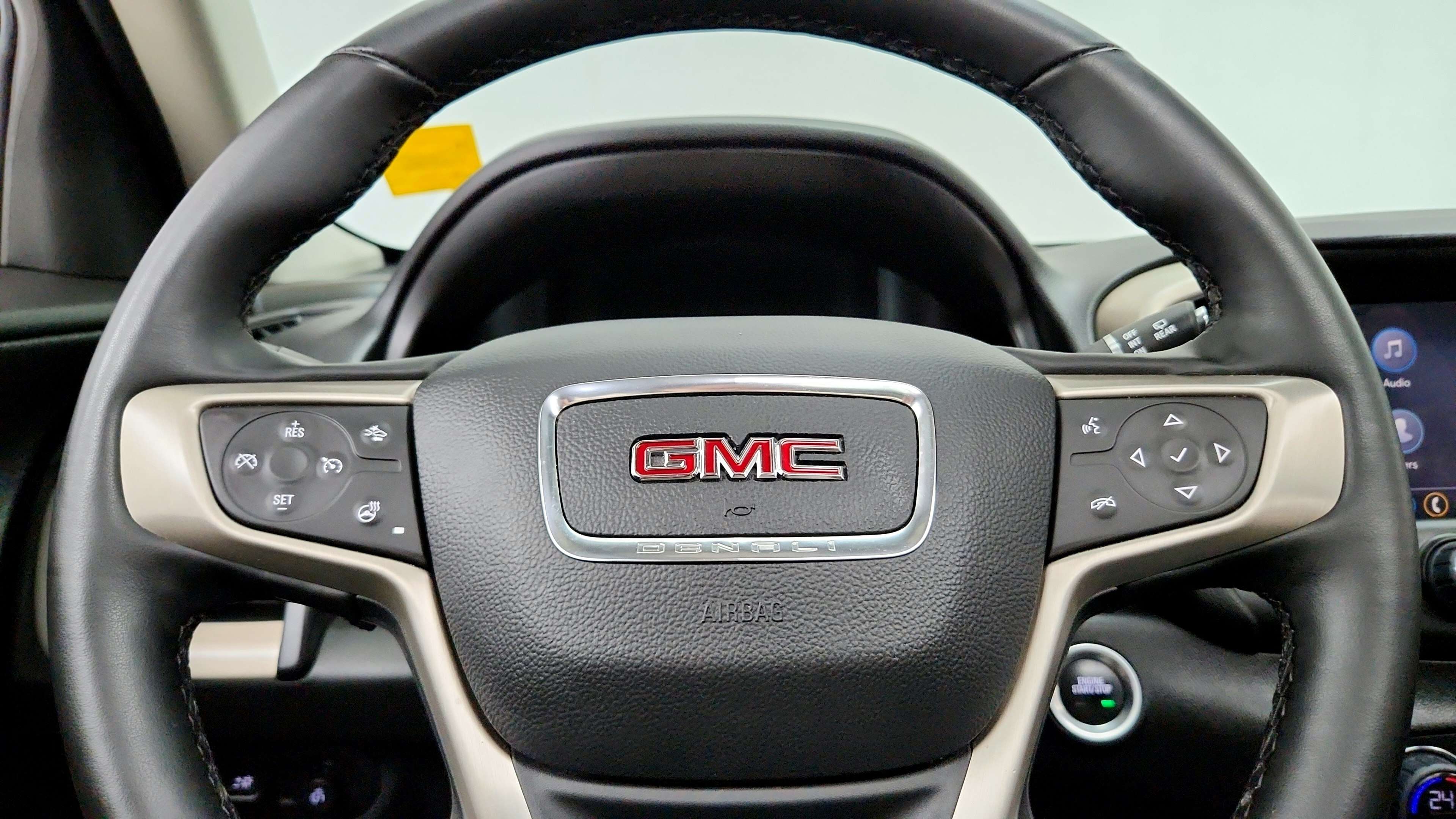 2024 GMC Terrain AWD Denali | Heated & Ventilated Seats | Pano Roof — снимка 1