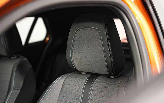 Peugeot 2008 view 9