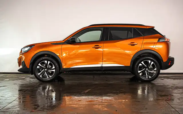 Peugeot 2008 view 2