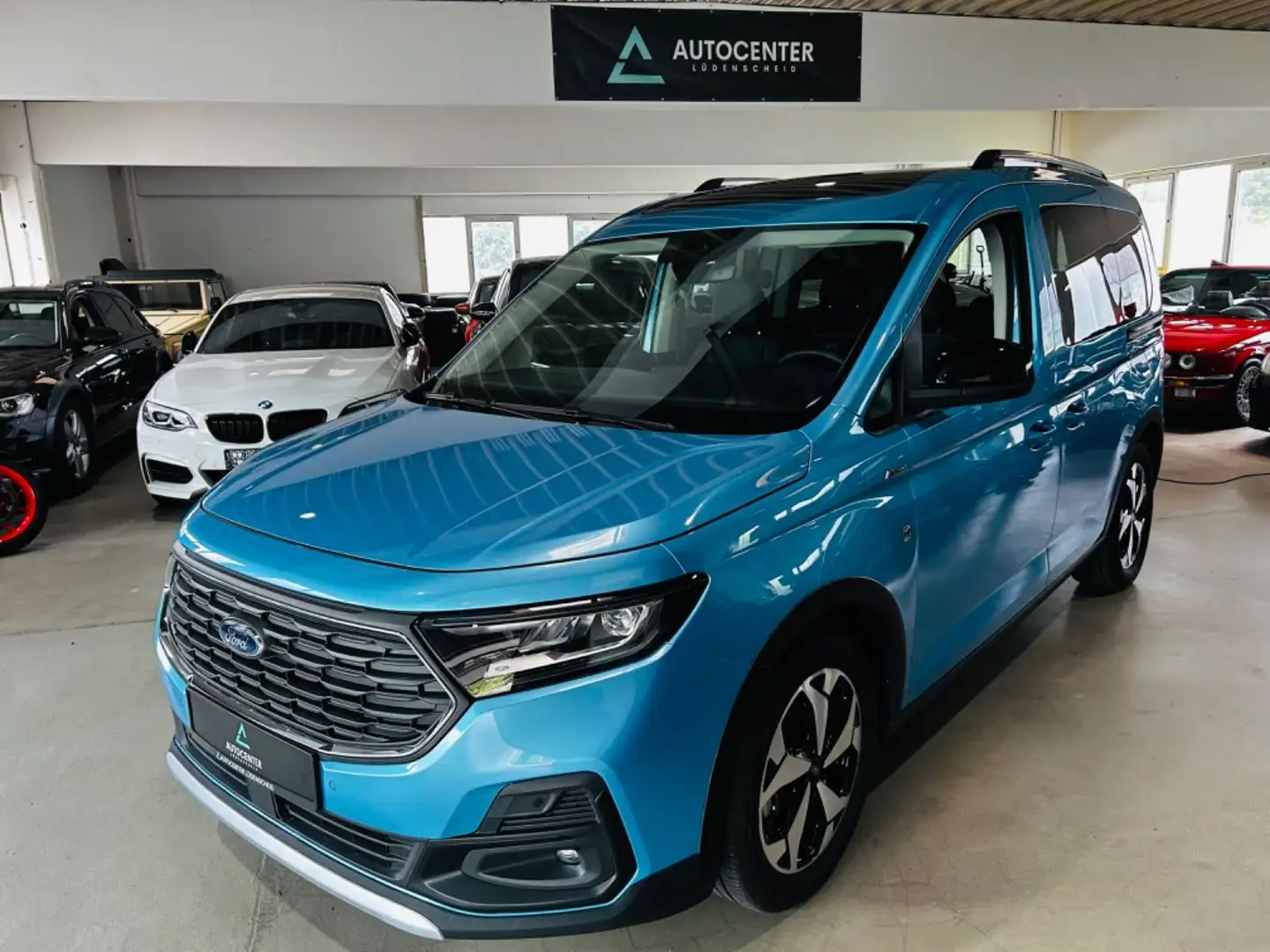 Ford Tourneo Connect Active *LED*Navi*Kamera*Shz*Ahk* Blauw - 1