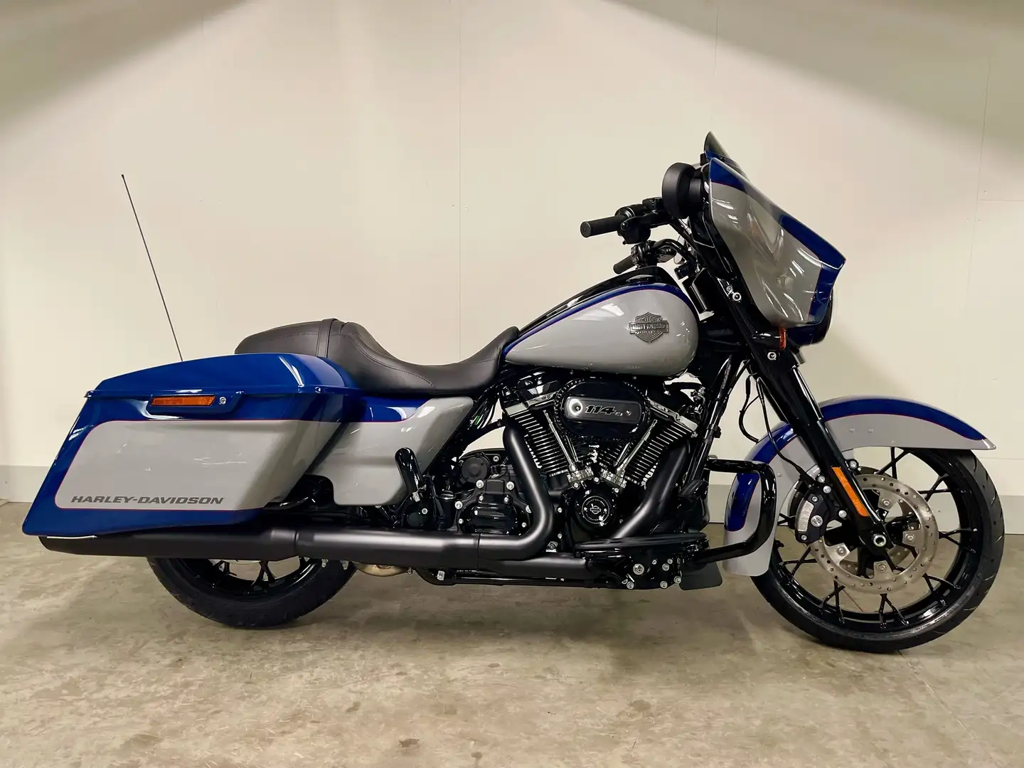 Harley-Davidson Street Glide TOURING FLHXS SPECIAL Szary - 1