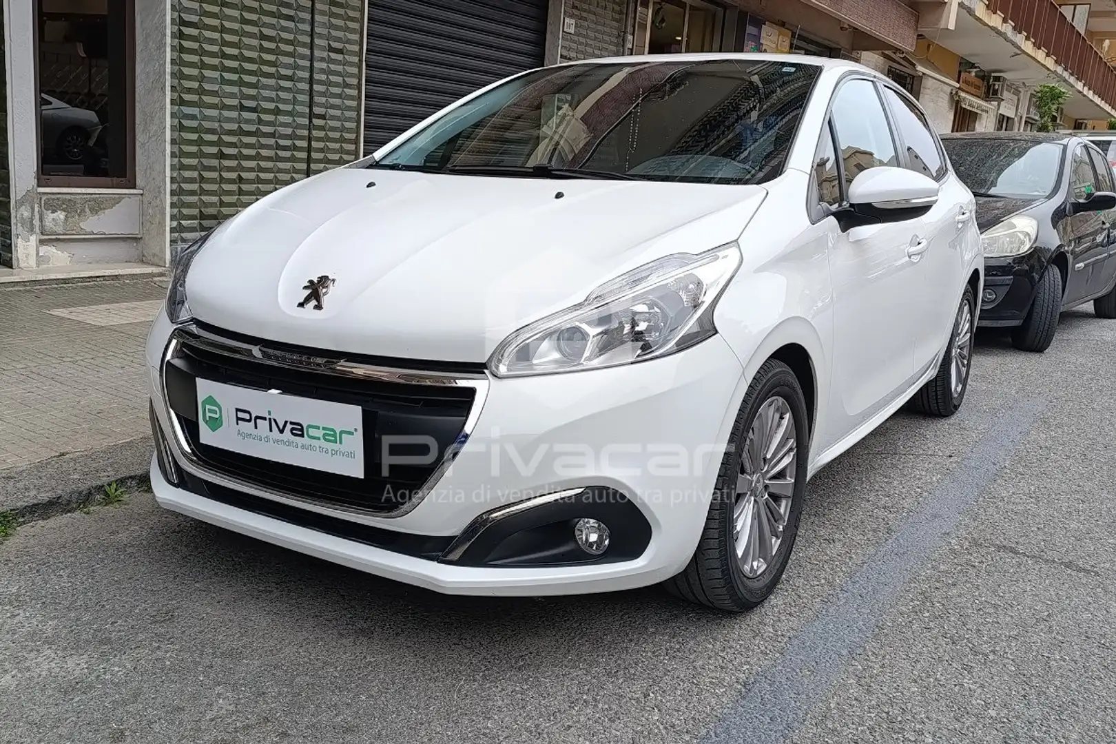 Peugeot 208 BlueHDi 100 S&S 5 porte Allure Blanco - 1