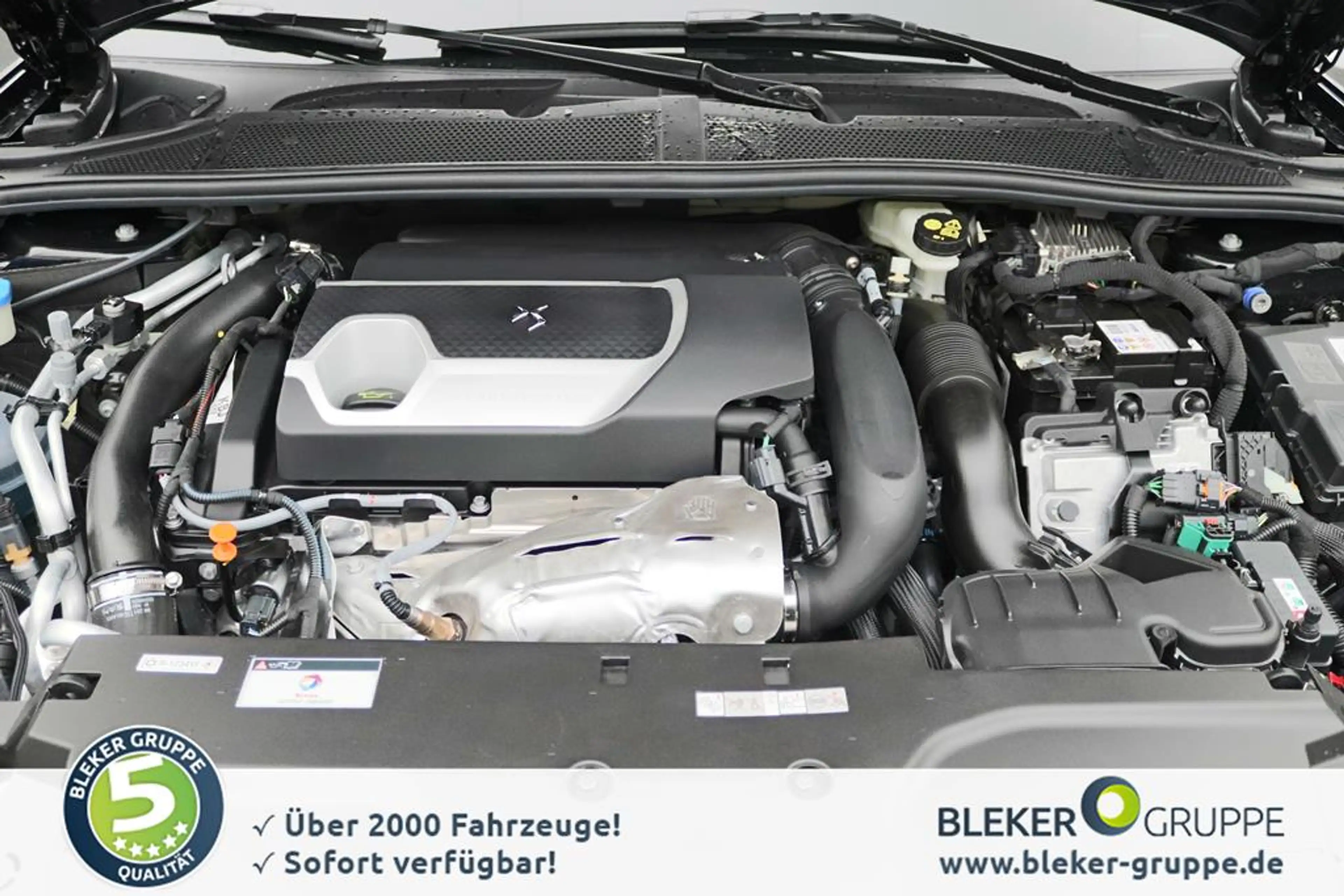 DS Automobiles DS 4 PERFORMANCE LINE PureTech 130 — photo 2