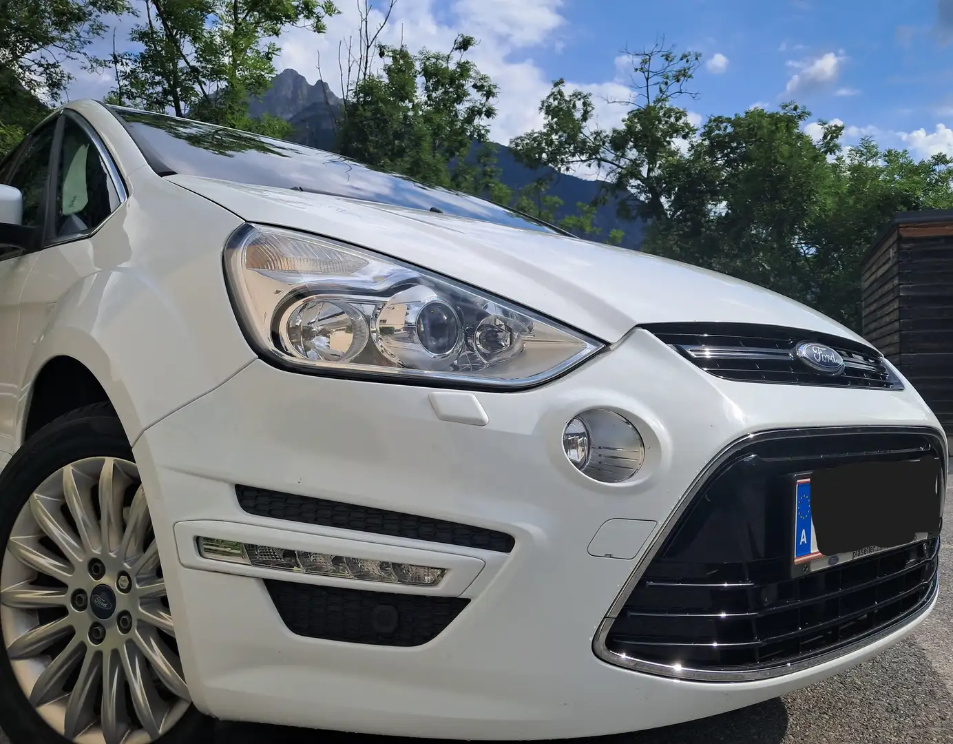 Ford S-Max S-MAX Titanium 2,0 TDCi DPF Aut. Titanium Weiß - 2