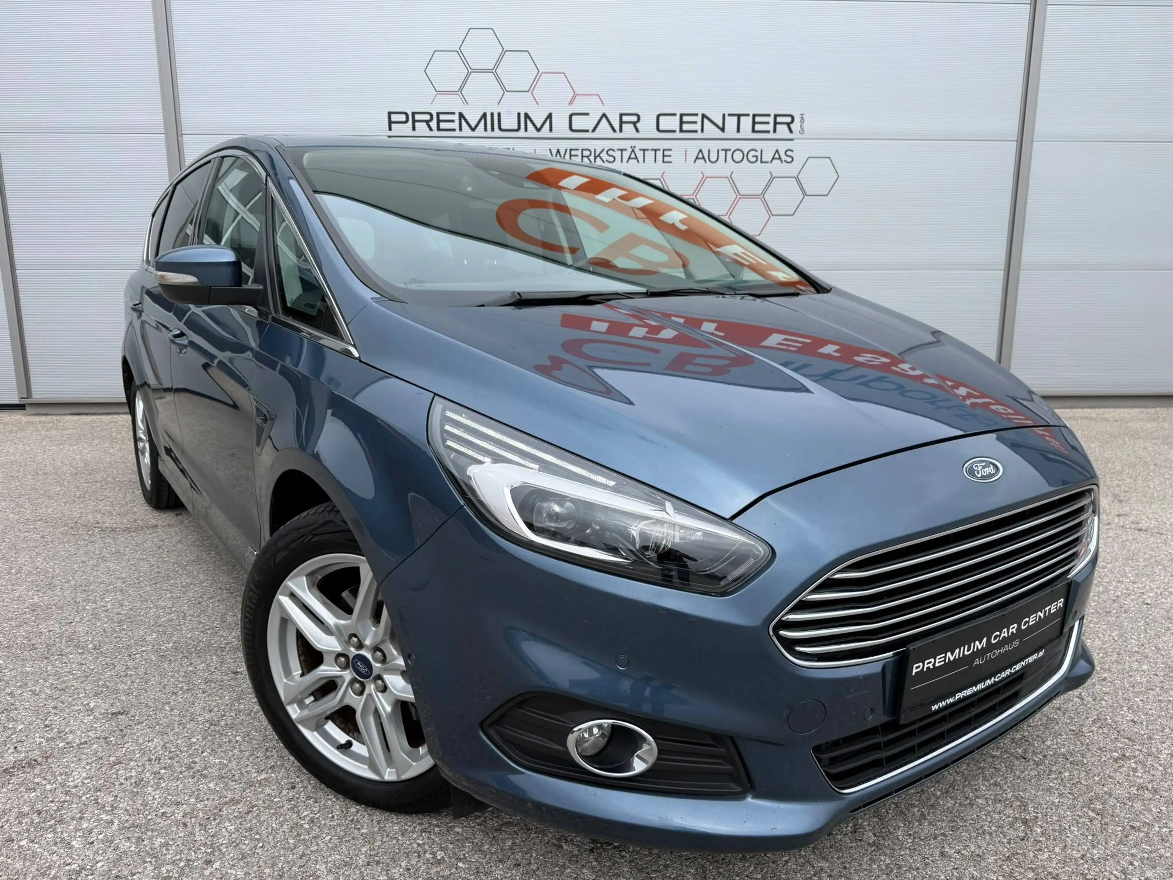 Ford S-Max 2,0 TDCi Aut. Titanium AWD 7 SITZER / ALLRAD / DIGI-TACHO / KAMERA / SITZHZG