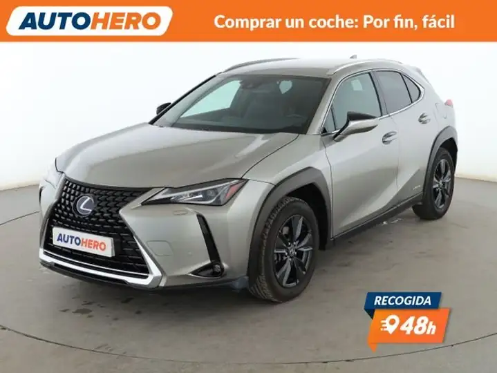 Lexus UX 2021