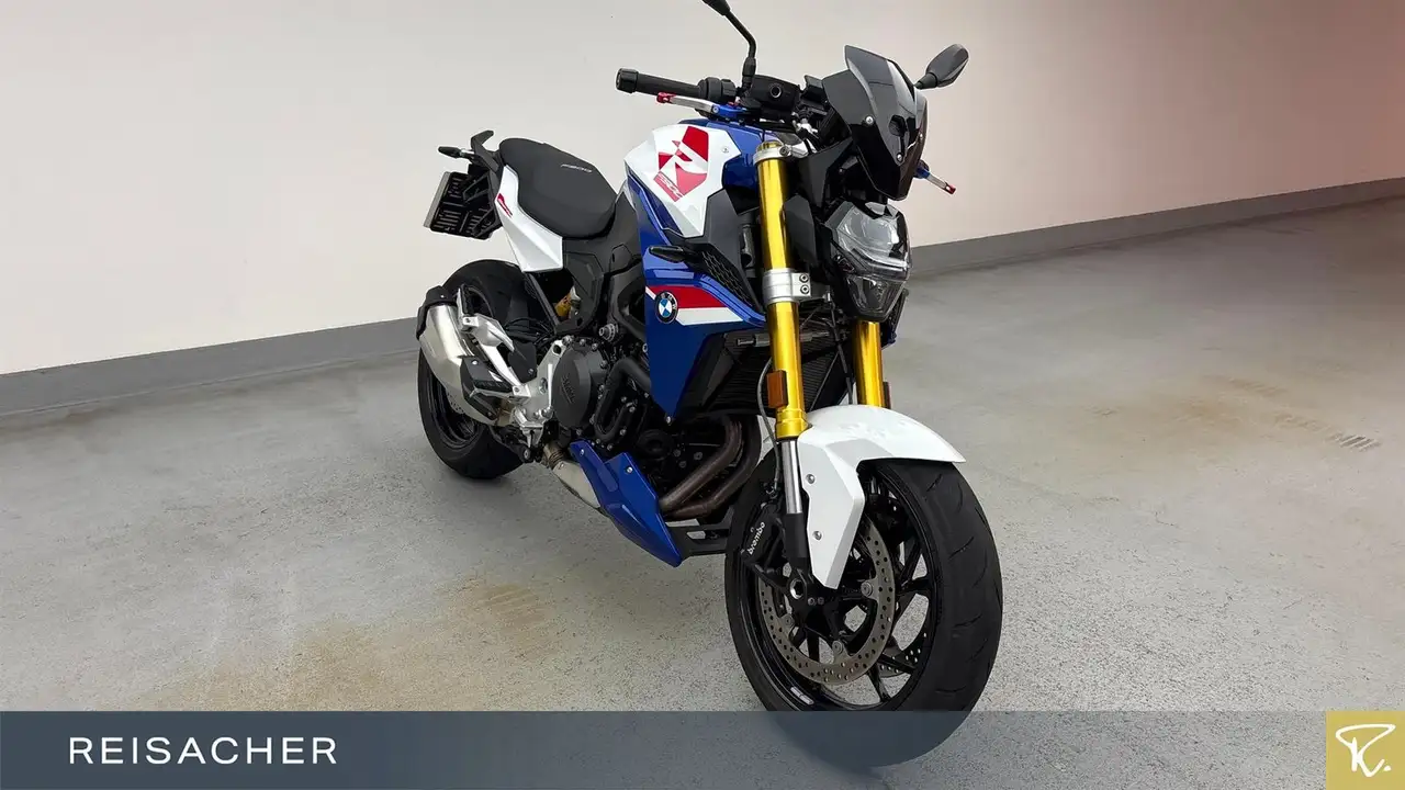 BMW F 900 R