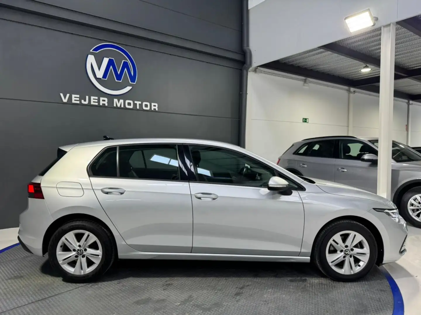 Volkswagen Golf 2.0TDI Life 85kW Gris - 2
