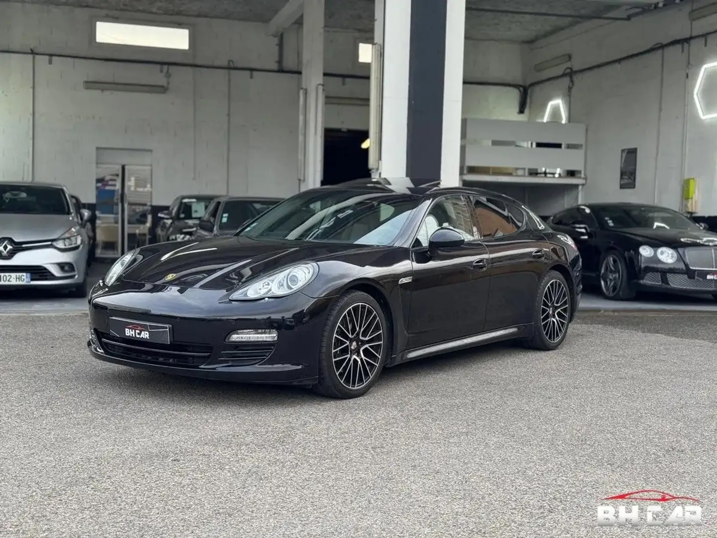 Porsche Panamera 4 (970) 3.6 i V6 24V PDK 300cv Noir - 1