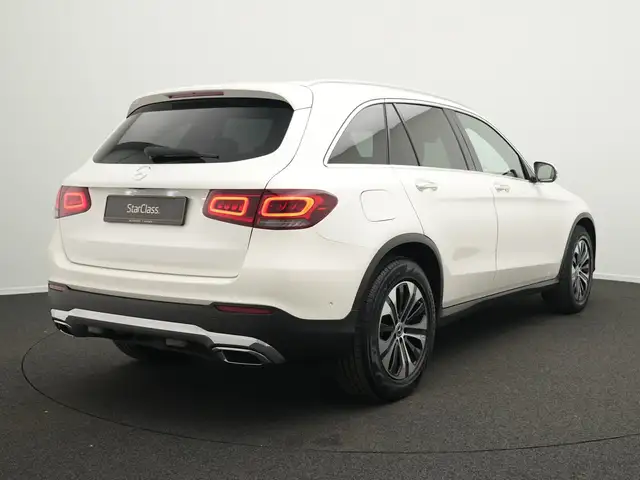 Mercedes-Benz GLC Class view 3