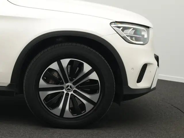 Mercedes-Benz GLC Class view 8