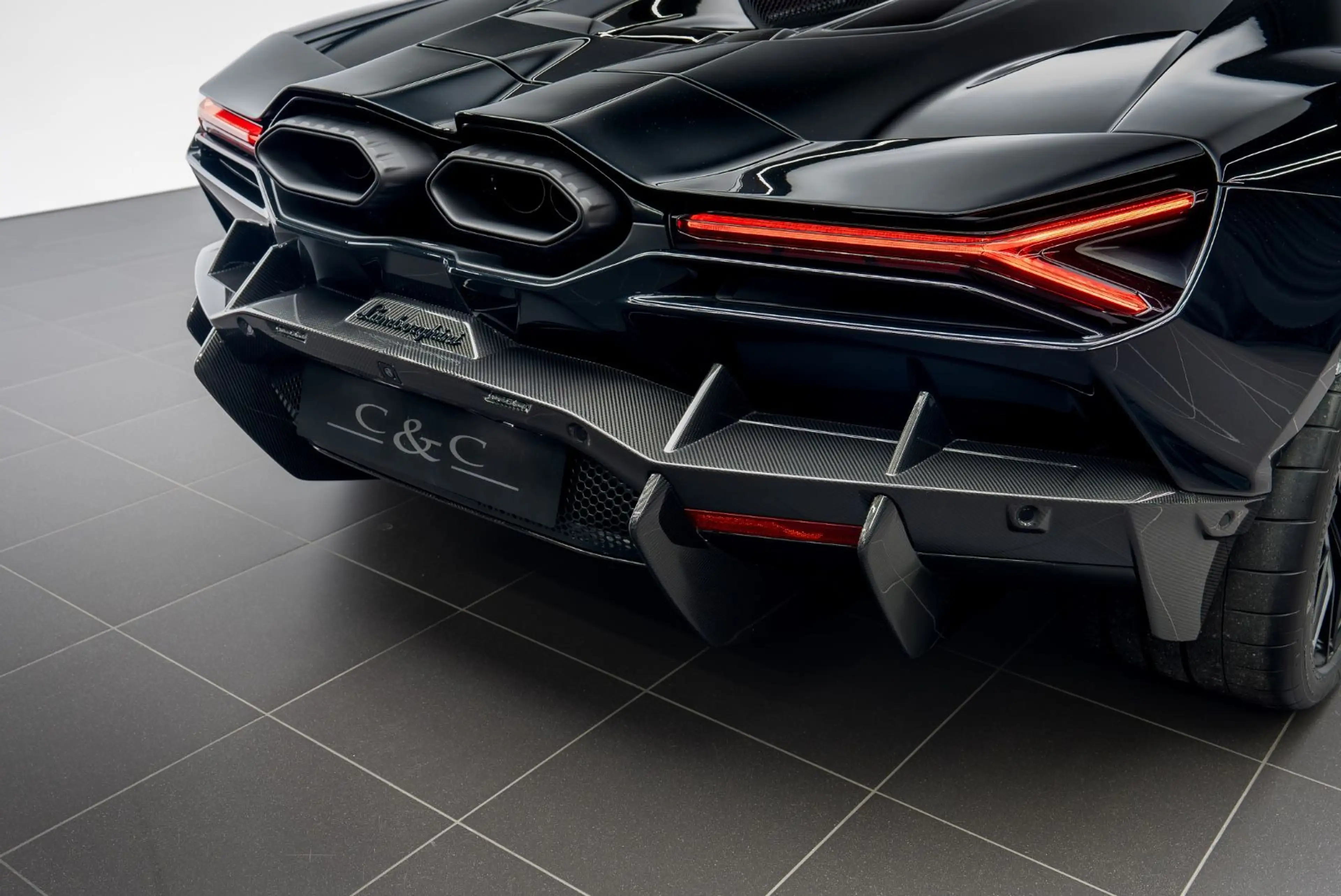 Lamborghini Revuelto CARBON/LIFT/BEIFAHRERDISPLAY — photo 7
