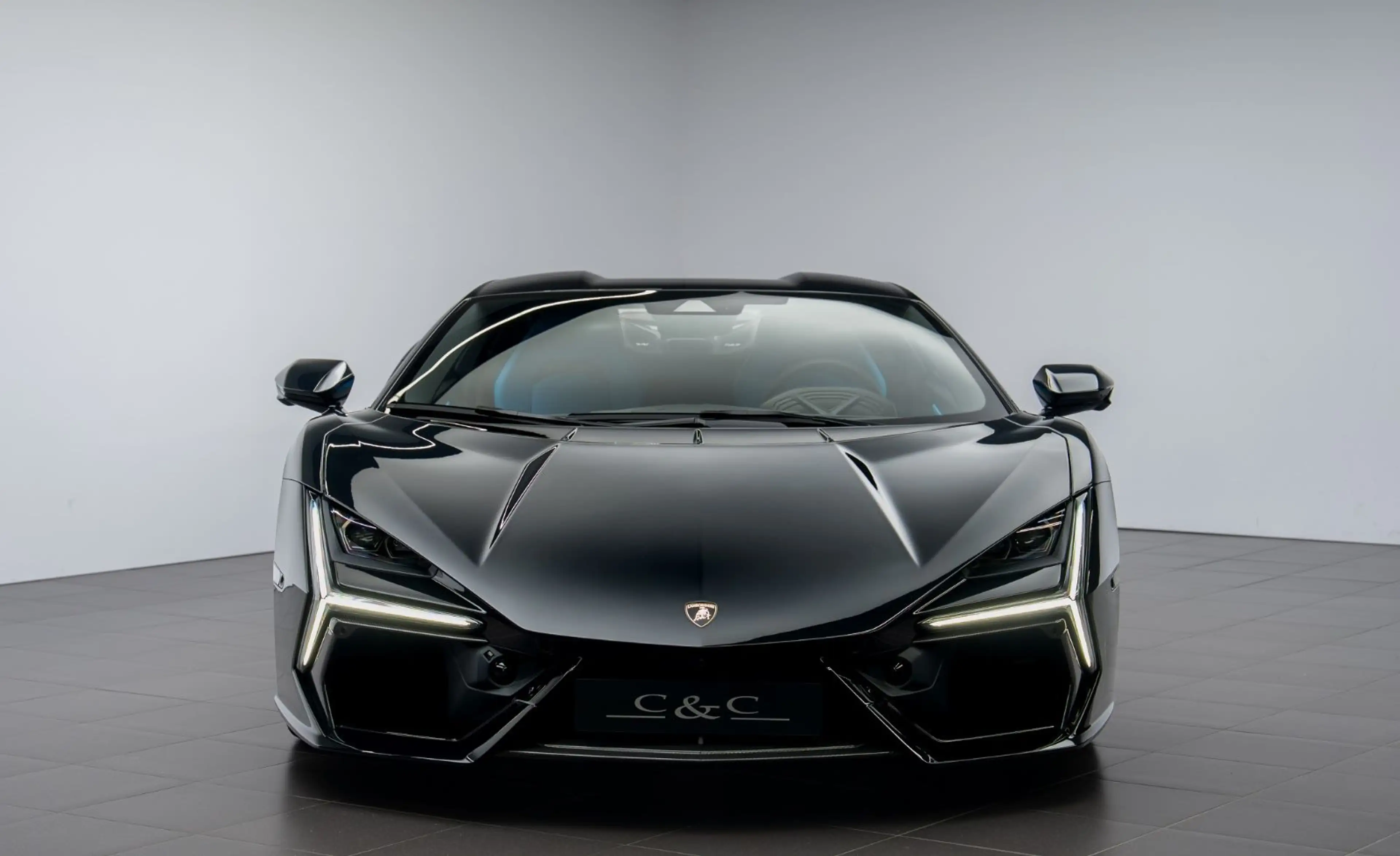 Lamborghini Revuelto CARBON/LIFT/BEIFAHRERDISPLAY — photo 4