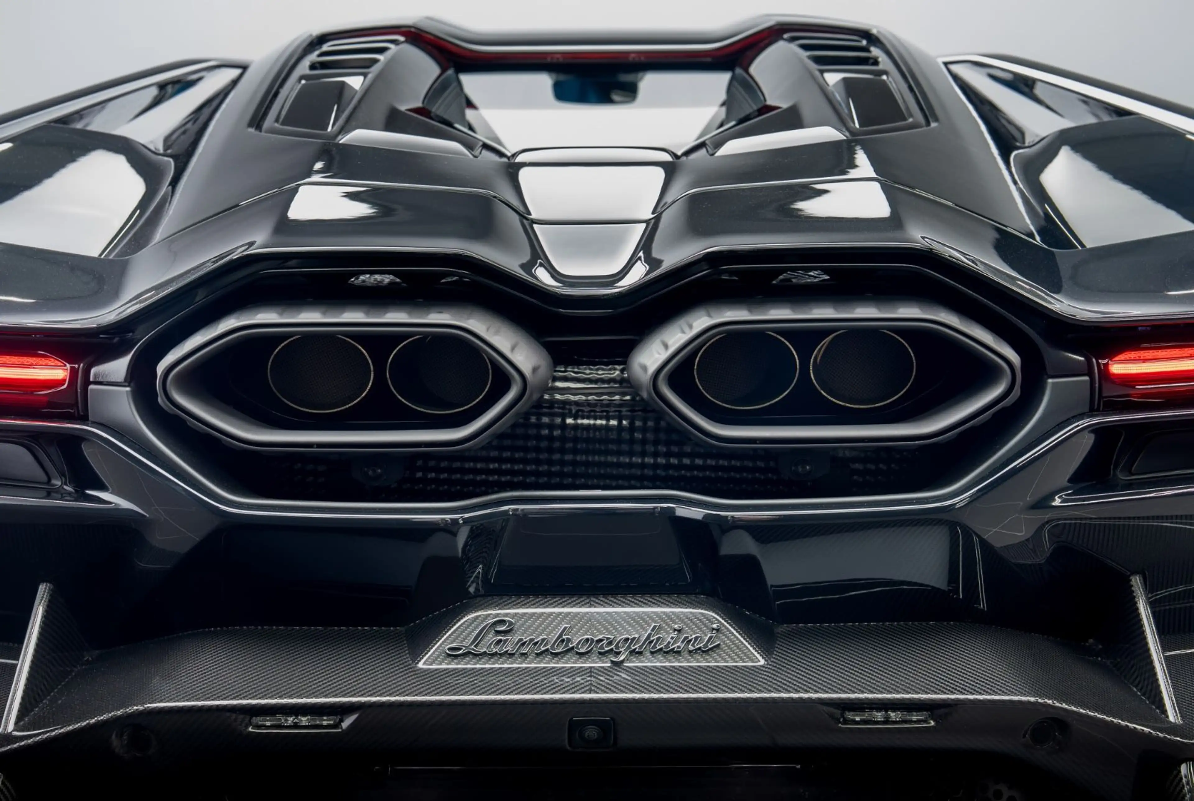 Lamborghini Revuelto CARBON/LIFT/BEIFAHRERDISPLAY — photo 14