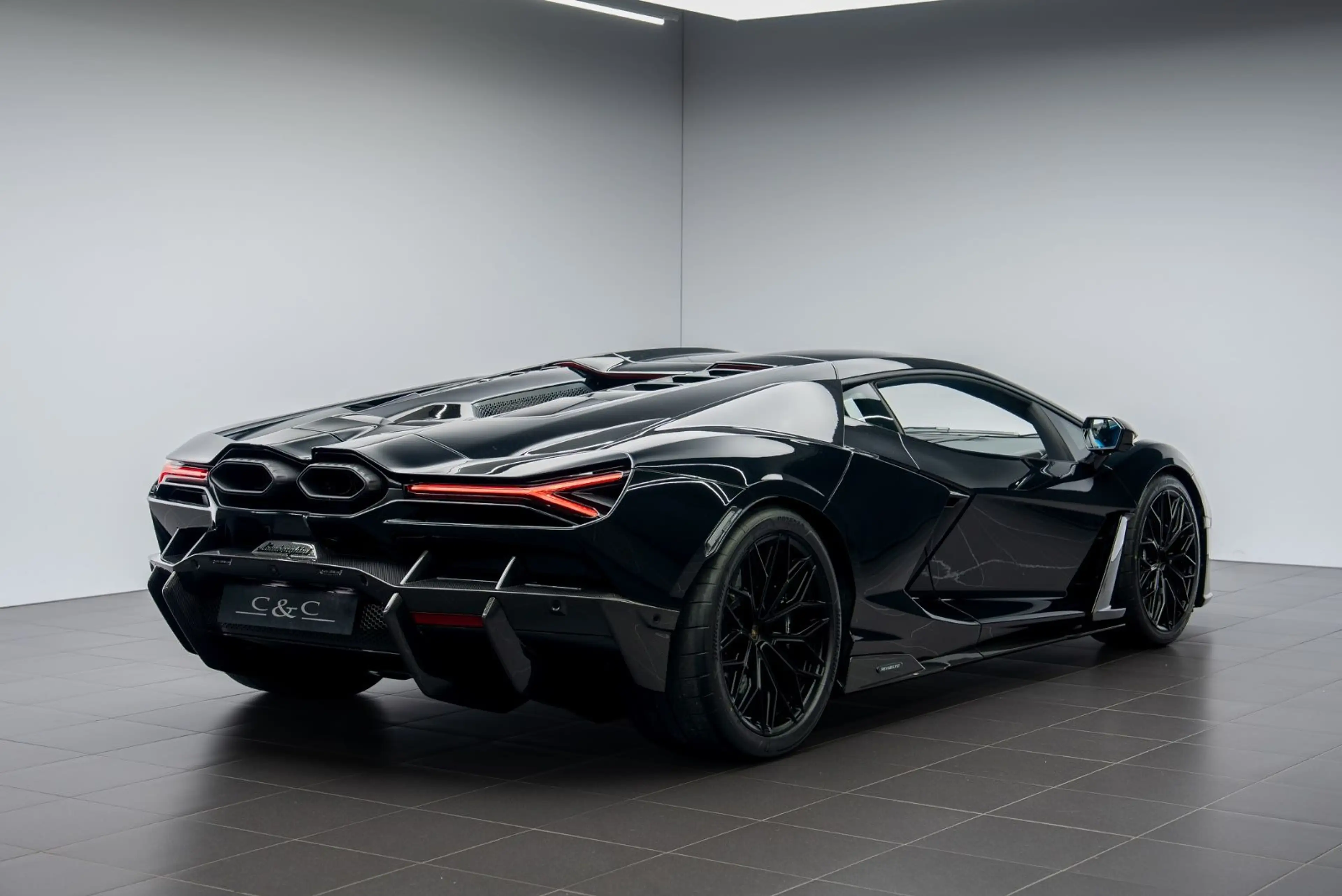 Lamborghini Revuelto CARBON/LIFT/BEIFAHRERDISPLAY — photo 2