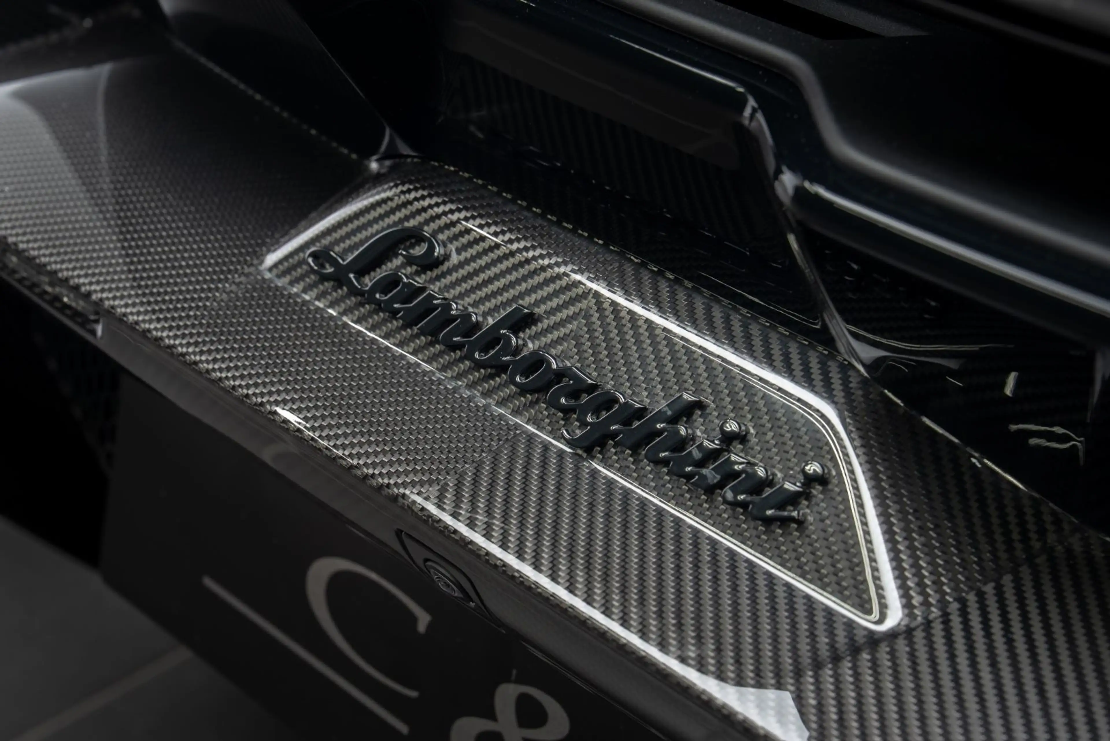 Lamborghini Revuelto CARBON/LIFT/BEIFAHRERDISPLAY — photo 13