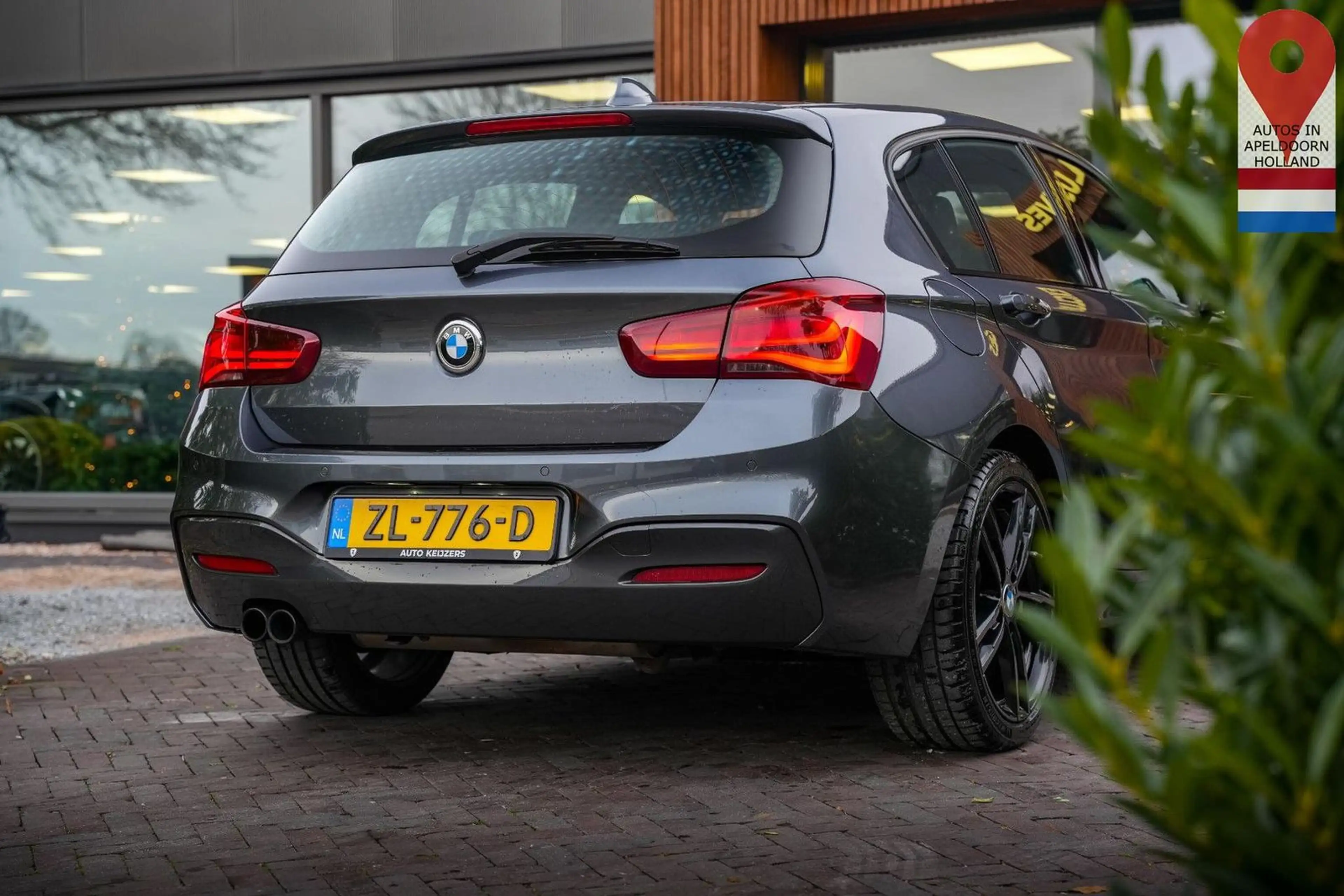 BMW 125 1-serie 125i Edition M Sport Shadow High Exe — photo 11