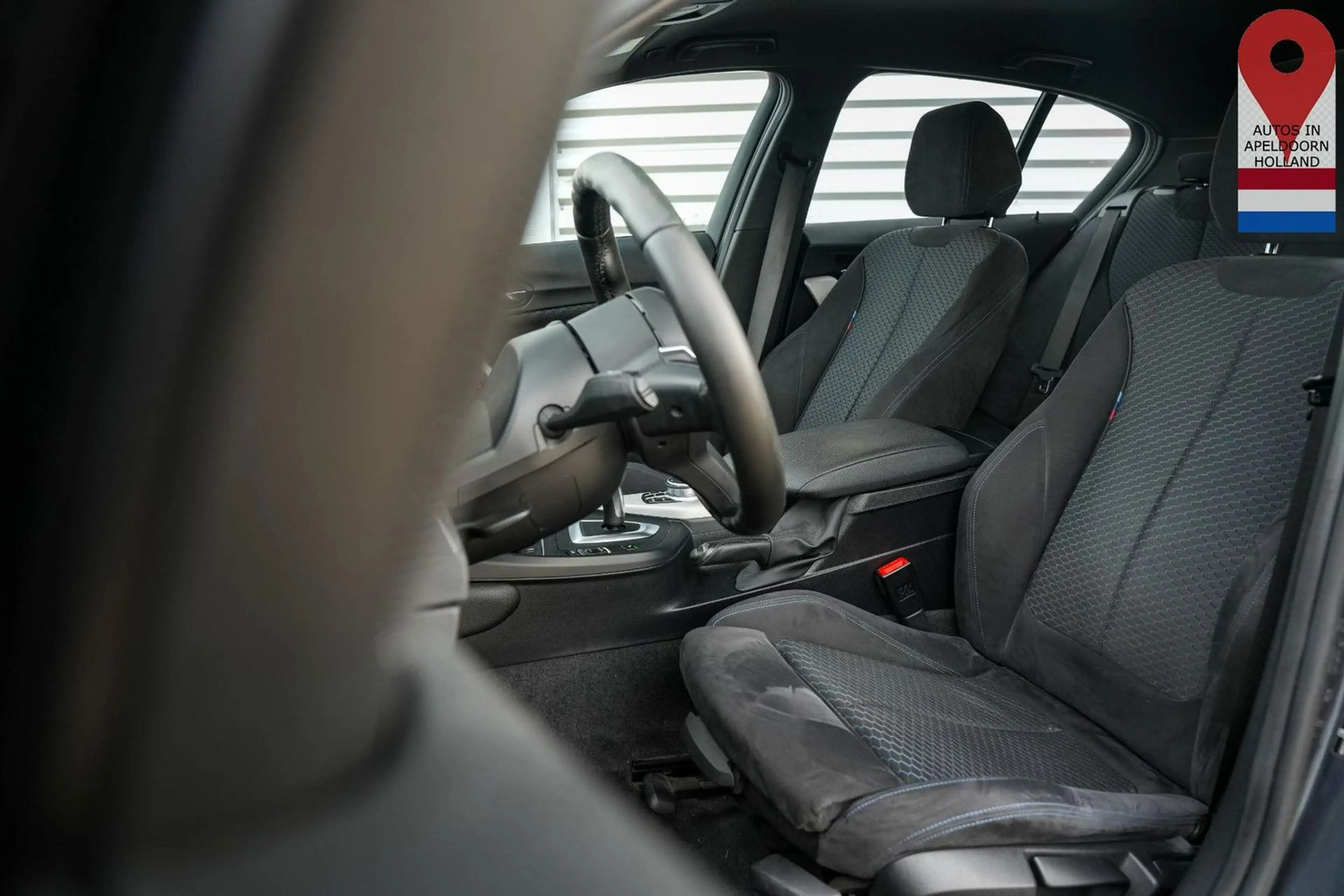 BMW 125 1-serie 125i Edition M Sport Shadow High Exe — photo 8