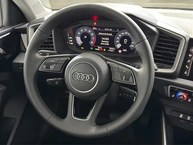 Audi A1 view 8