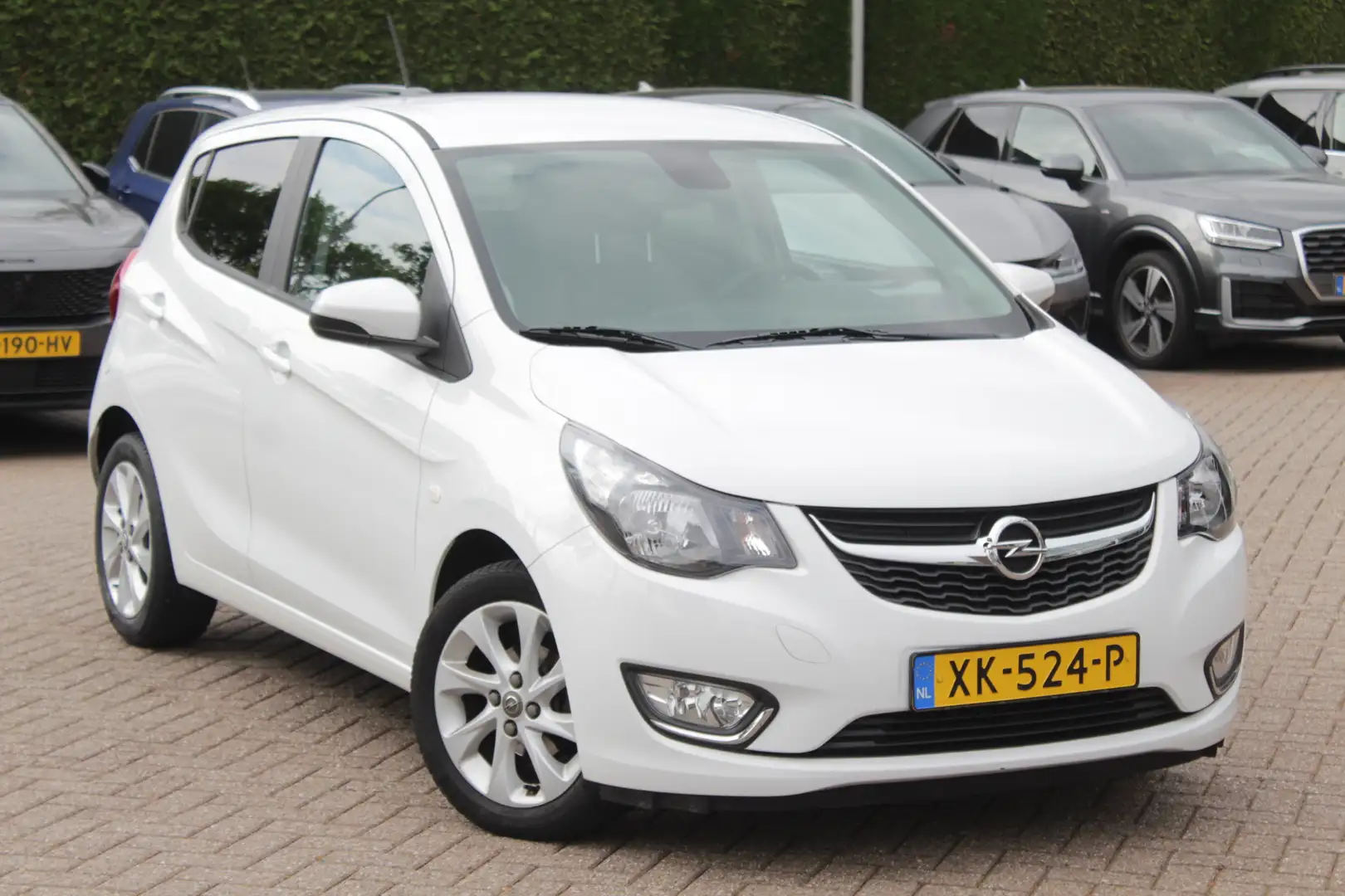 Opel Karl 1.0 ecoFLEX Innovation / Navigatie / Parkeerhulp a Wit - 1