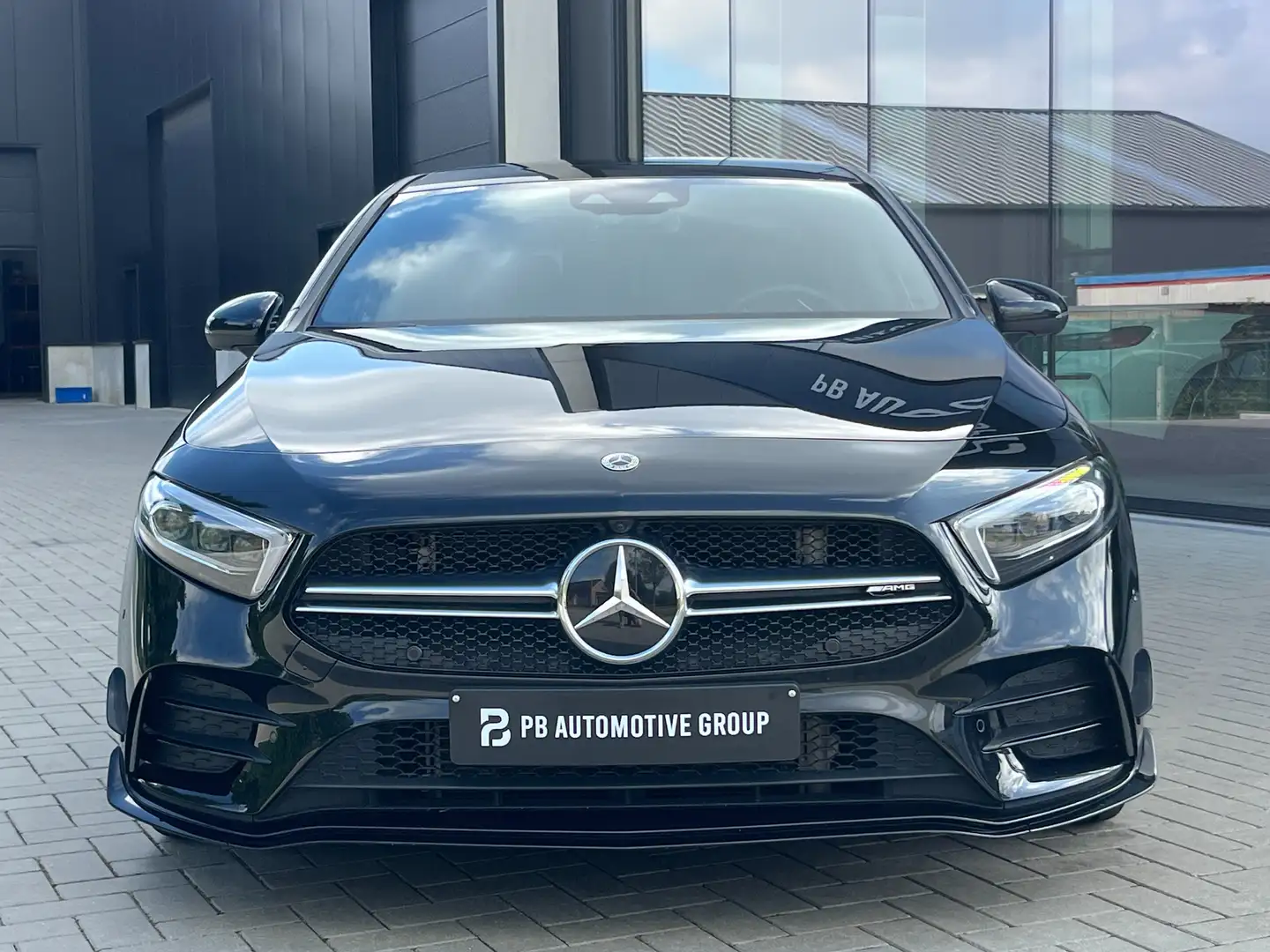 Mercedes-Benz A 35 AMG AMG A 35 4M Pano-Memory Seats-Burmester-Cam-19" Noir - 2