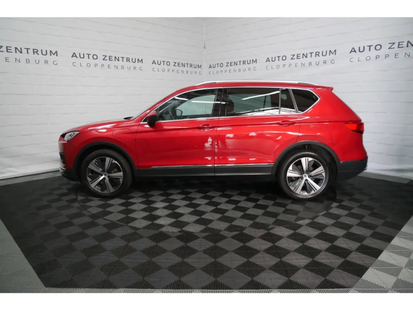 SEAT Tarraco Xcellence e-HYBRID 1.4 LED+Navi+Kame+AHK Rot - 2