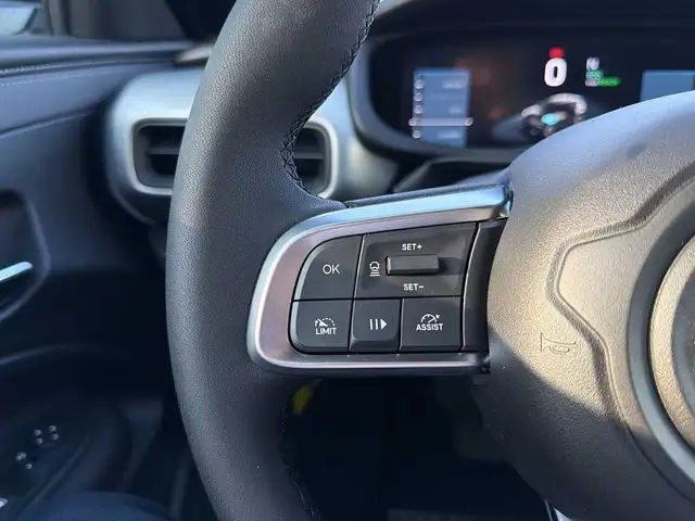 Jeep Avenger view 14