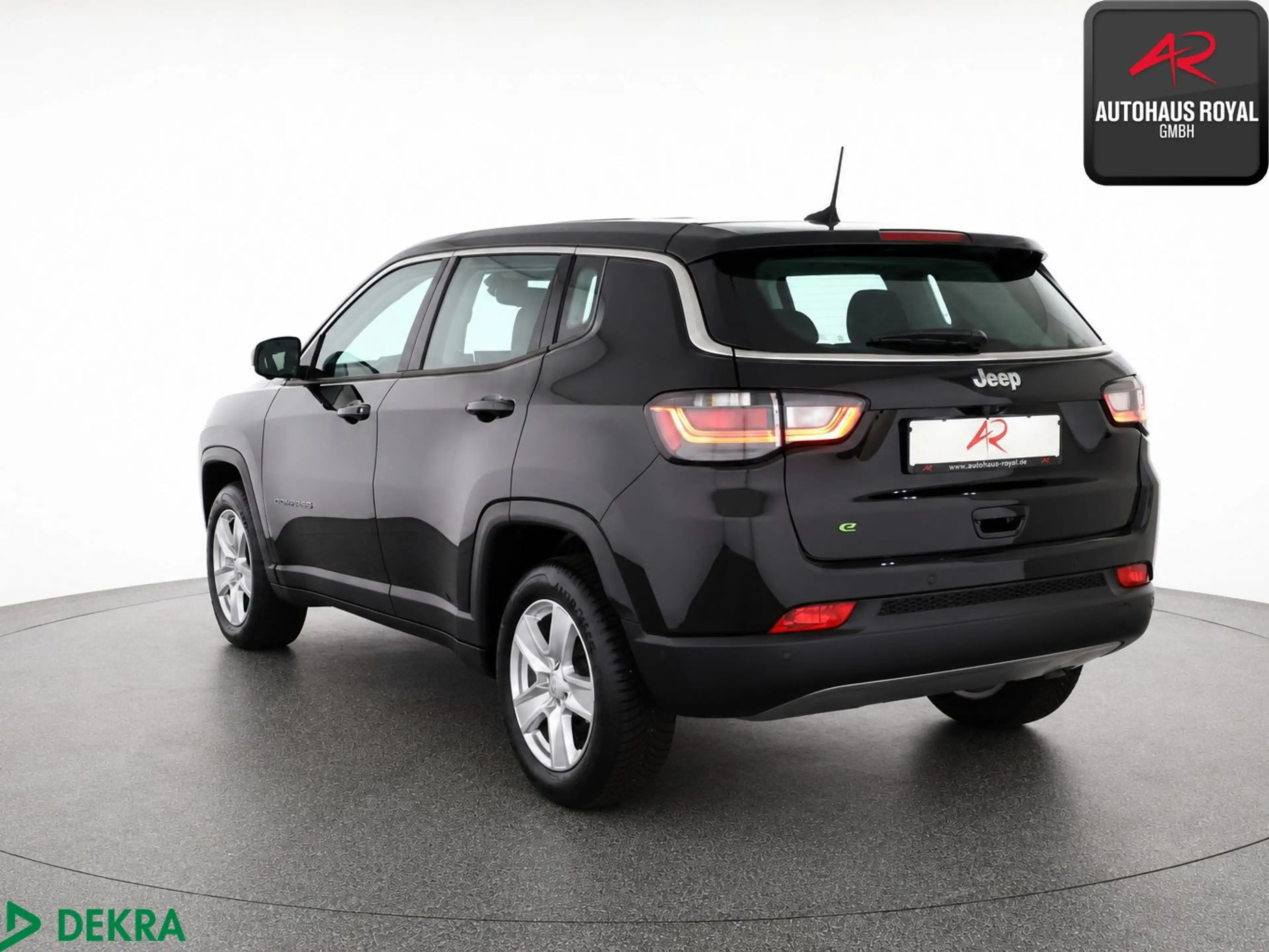 Jeep Compass 1.5 GSE e-Hybrid ALTITUDE 360GRAD,ACC — photo 3