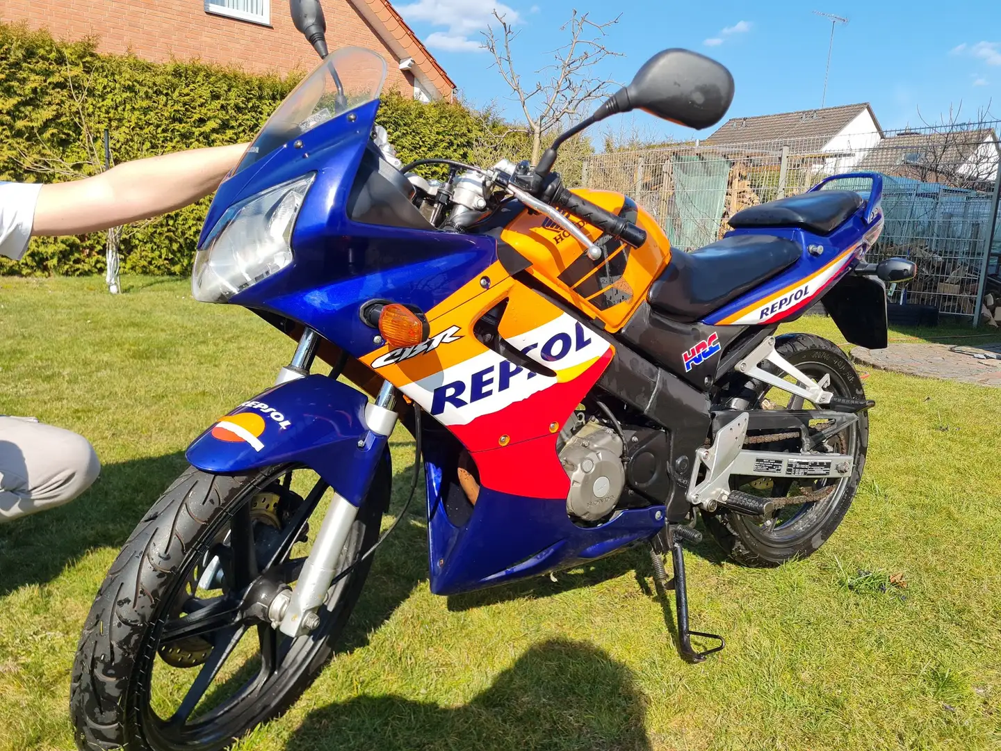 Honda CBR 125 Naranja - 1