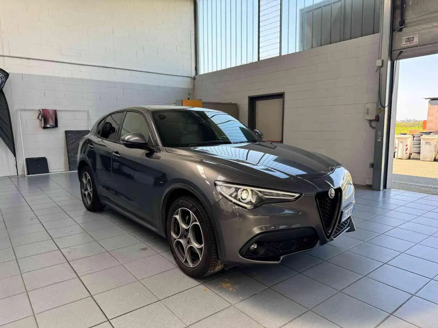 Alfa Romeo Stelvio 2.2 Turbodiesel 190 CV AT8 Q4 Sprint IVA ESPOSTA Grigio - 1