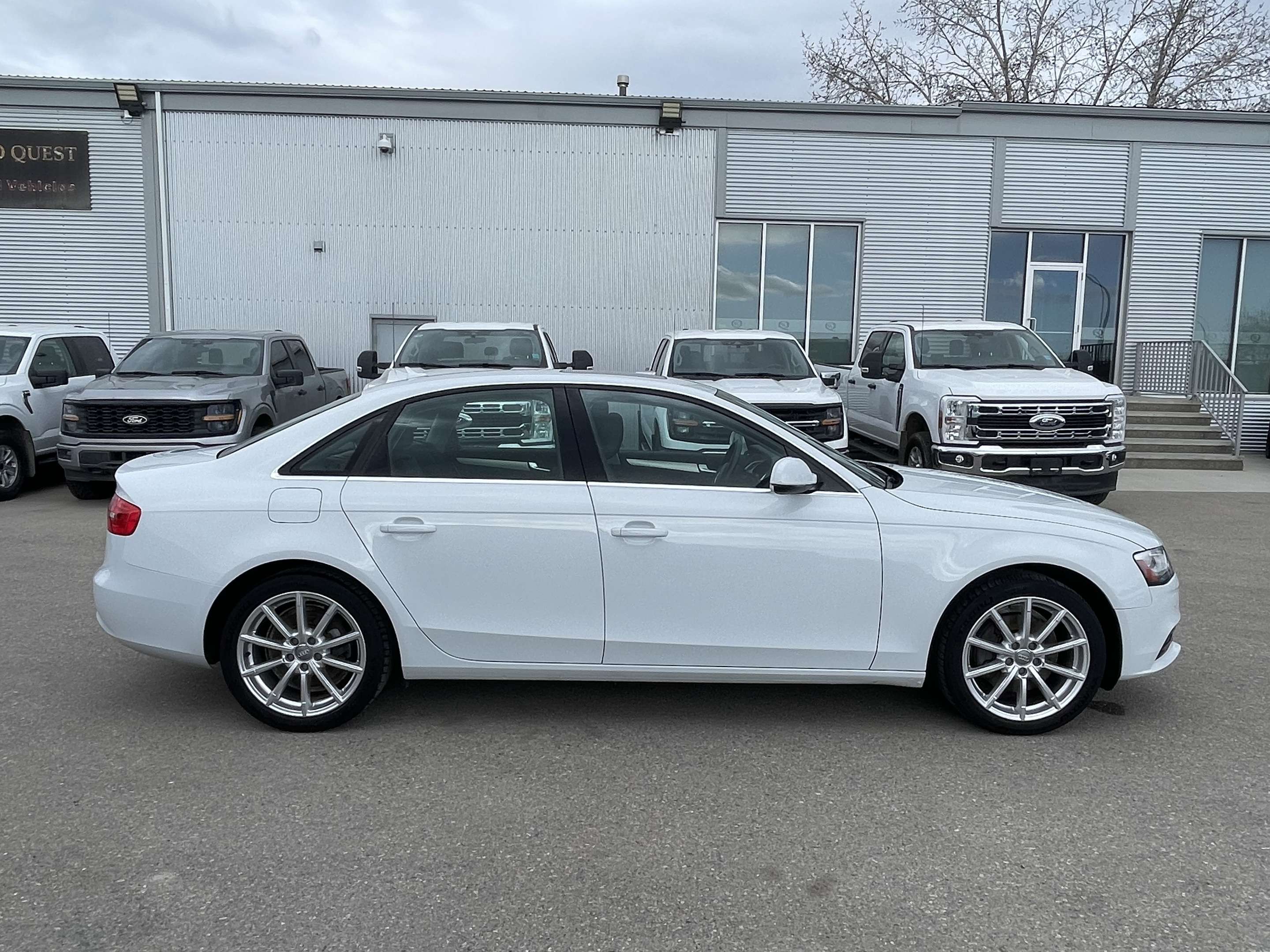2014 Audi A4 Progressiv Quattro AWD/NAVIGATION/LEATHER/SUNROOF thumb 8