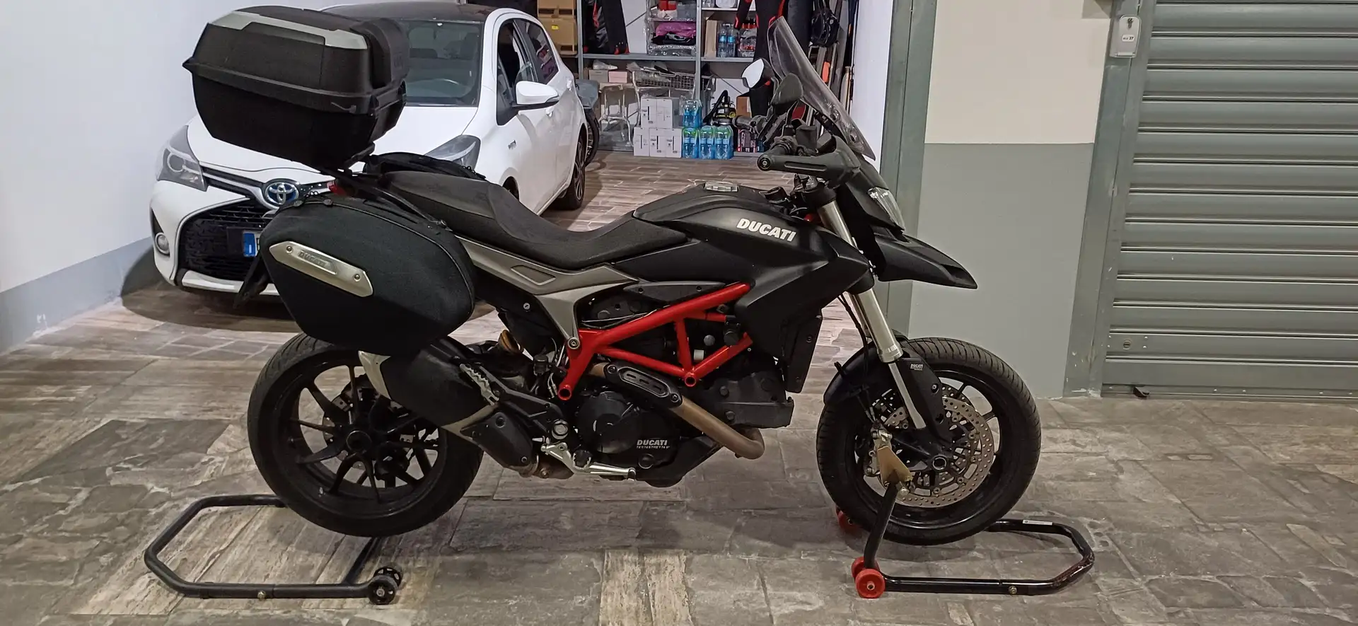 Ducati Hypermotard 821 Black Fekete - 1