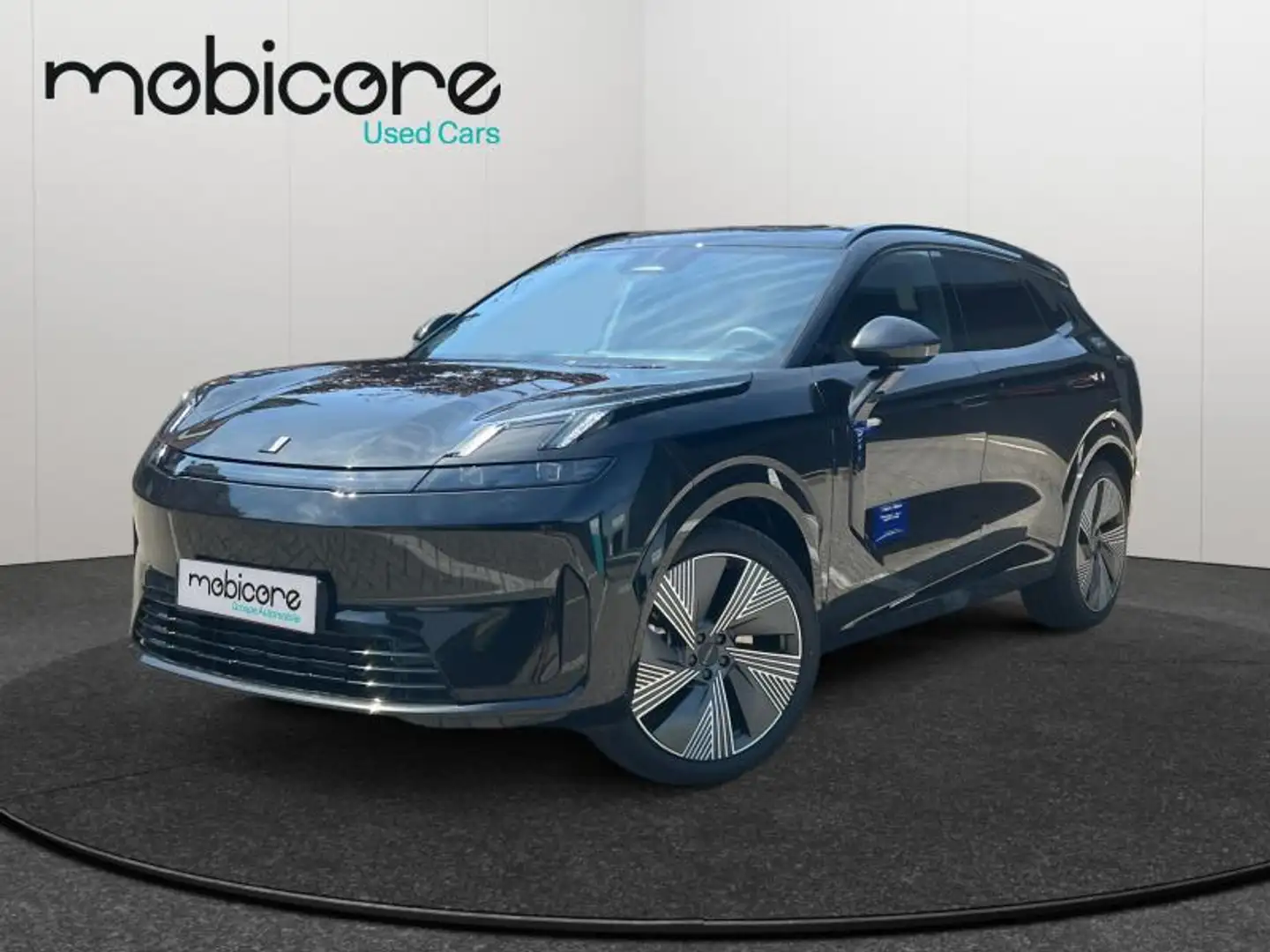 Lynk & Co 08 more Noir - 1