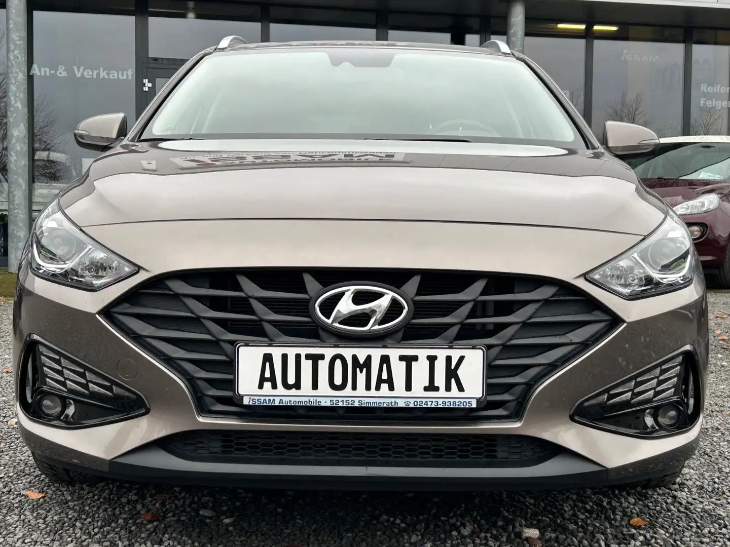 Hyundai i30 cw Select*RFK*AppCo*Automatik*SHZ*LHZ*Klima Grijs - 2
