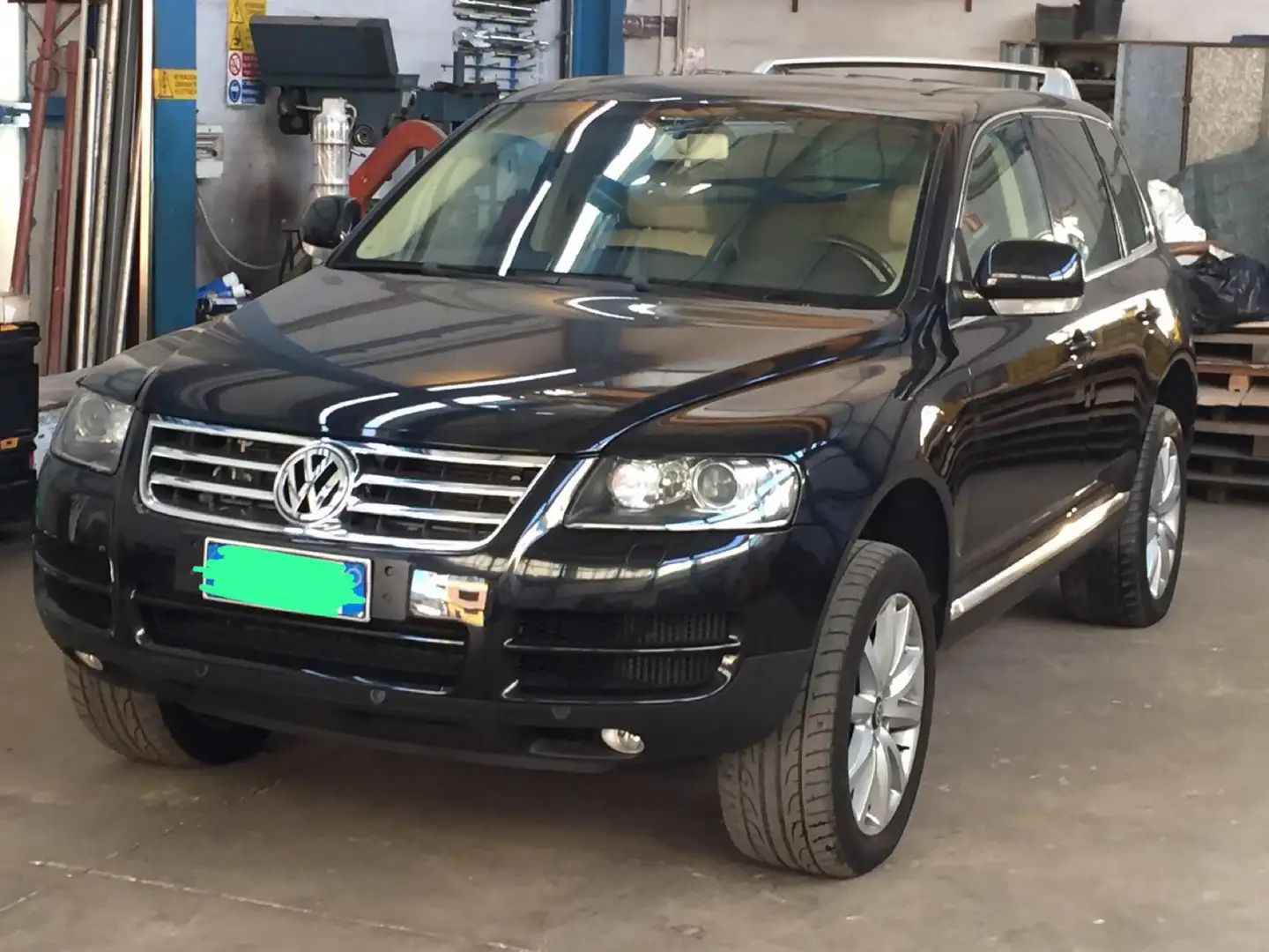 Volkswagen Touareg 3.0 V6 tdi Exclusive tiptronic dpf - 1
