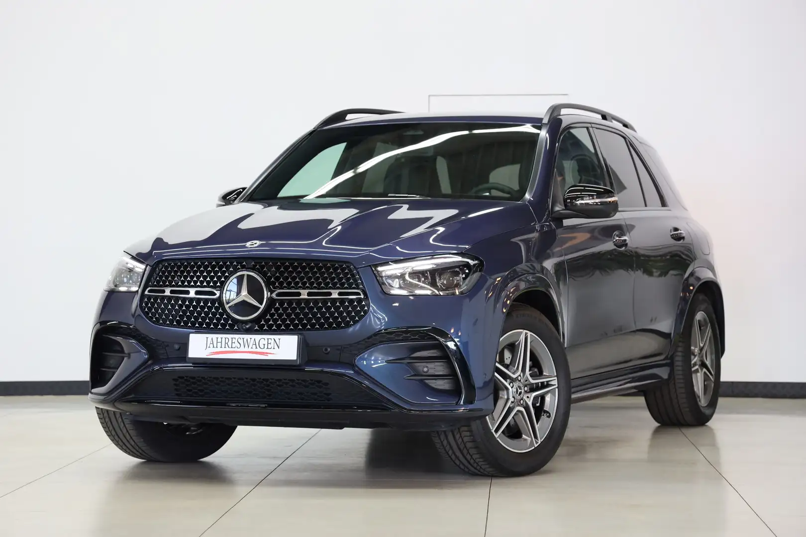 Mercedes-Benz GLE 400 e 4M AMG Line + Night | AIRMATIC Burmester 360°cam Blauw - 1