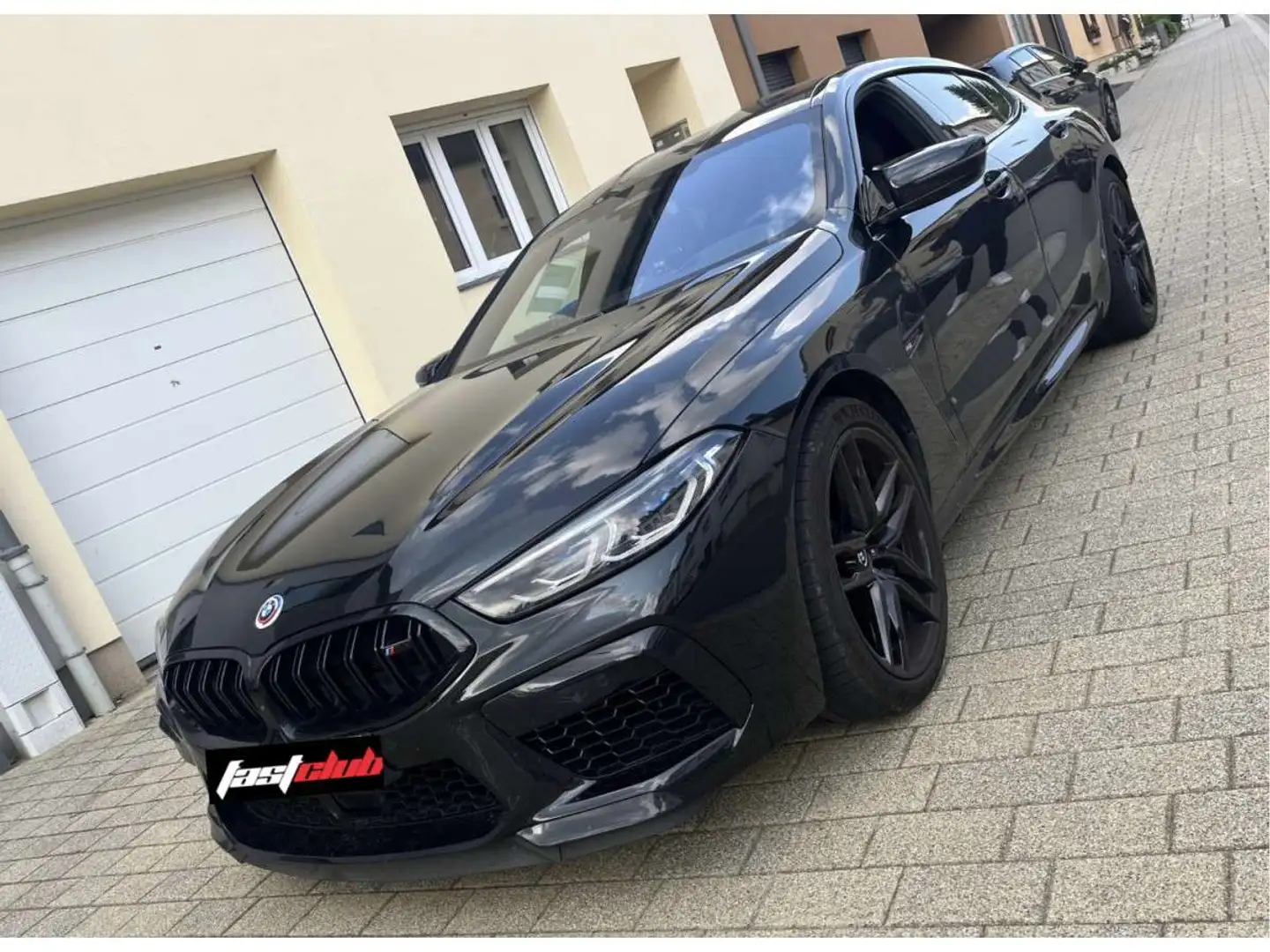 BMW M8 M8  xDrive  625ch  2022 Černá - 1
