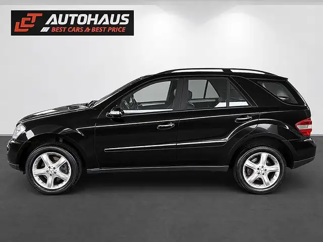 Mercedes-Benz M-Class view 2