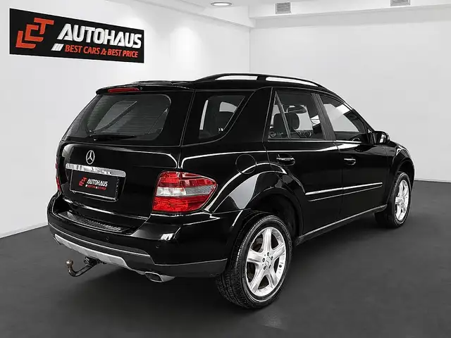 Mercedes-Benz M-Class view 6