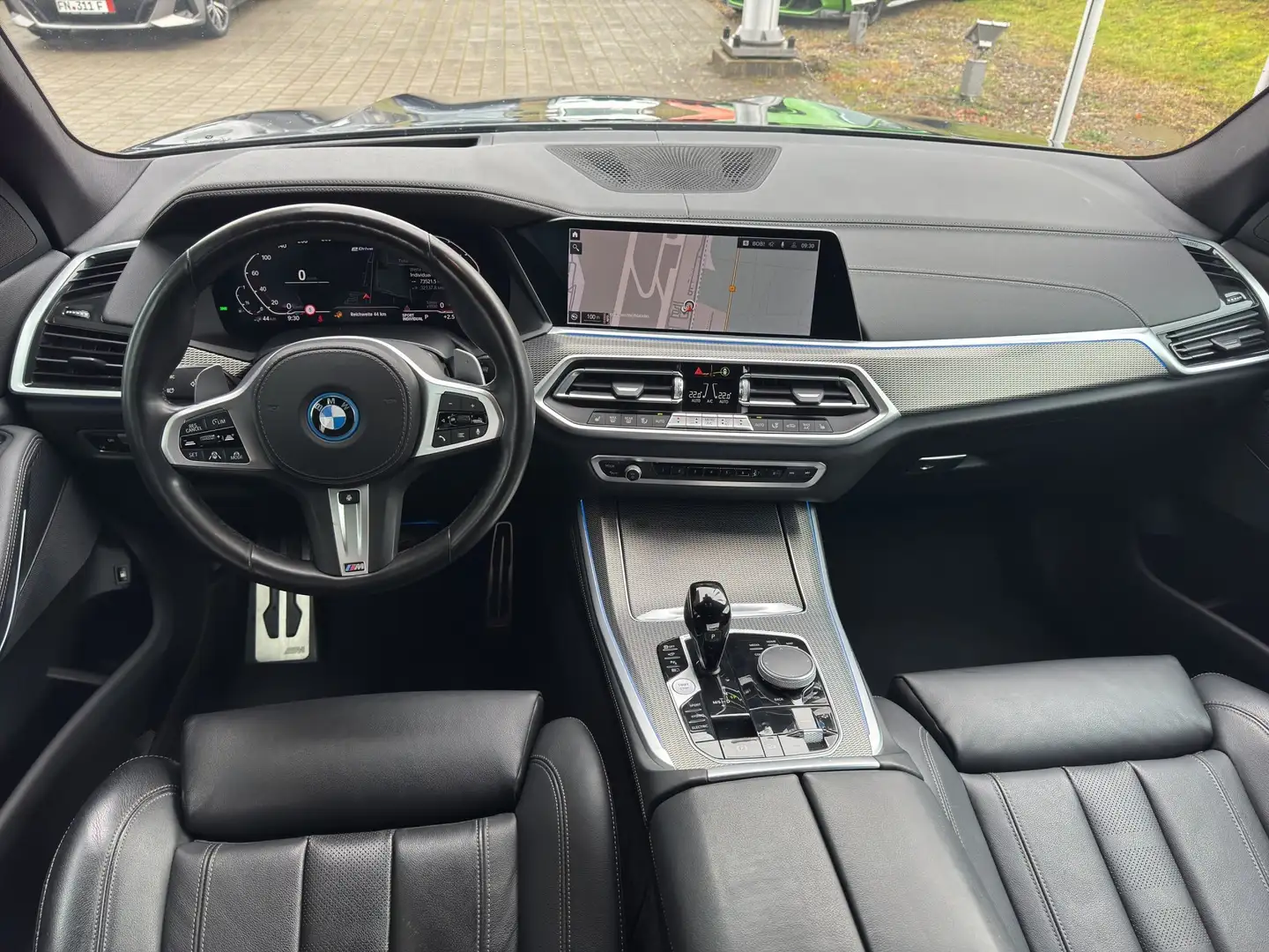 BMW X5 xDrive45e M Sport AHK ACC HUD Komfortzugang Grau - 2