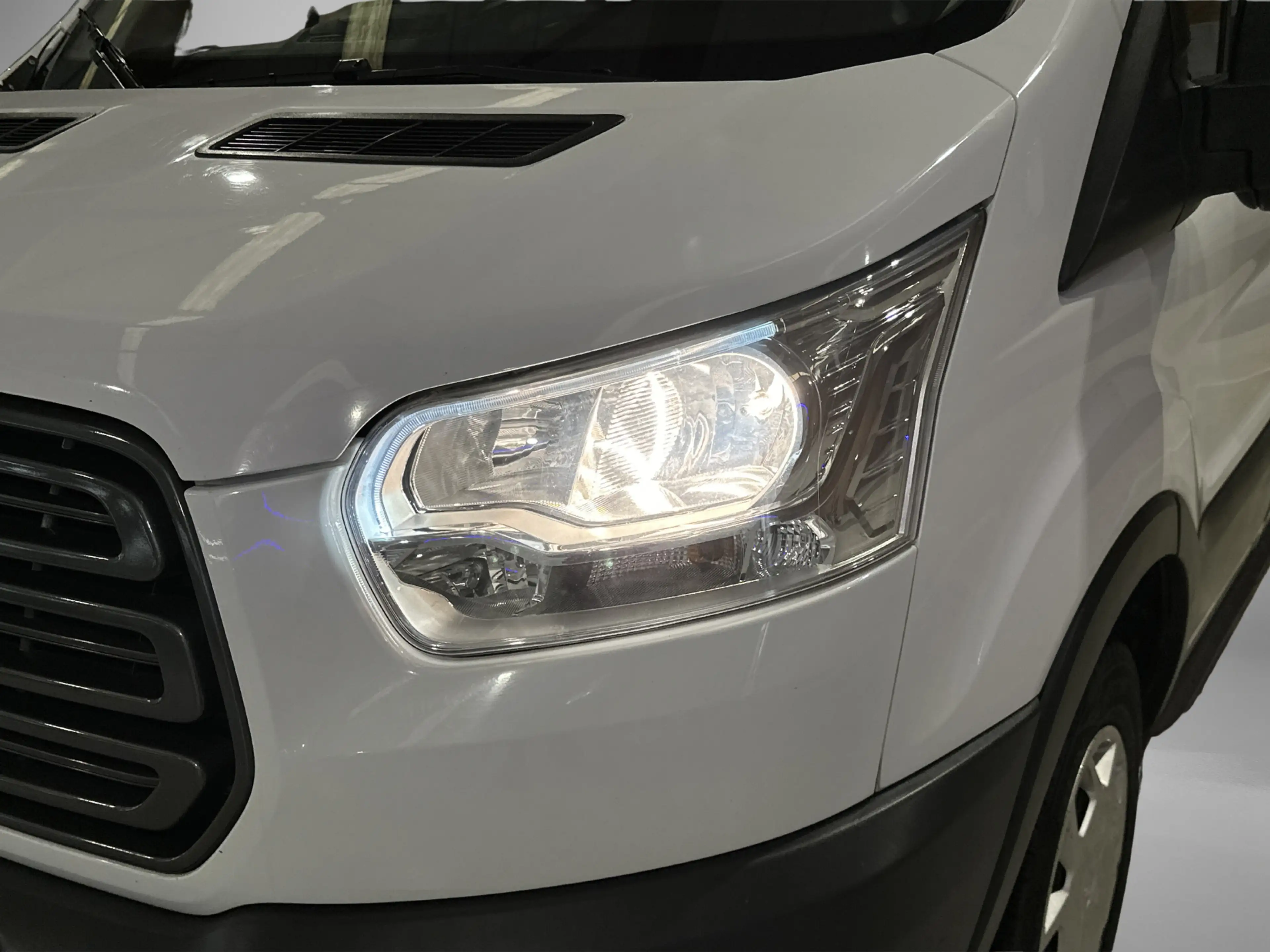 Ford Transit 310 2.0 TDCI L2H2 Trend Euro 6 / Distributie vv 17 — photo 20